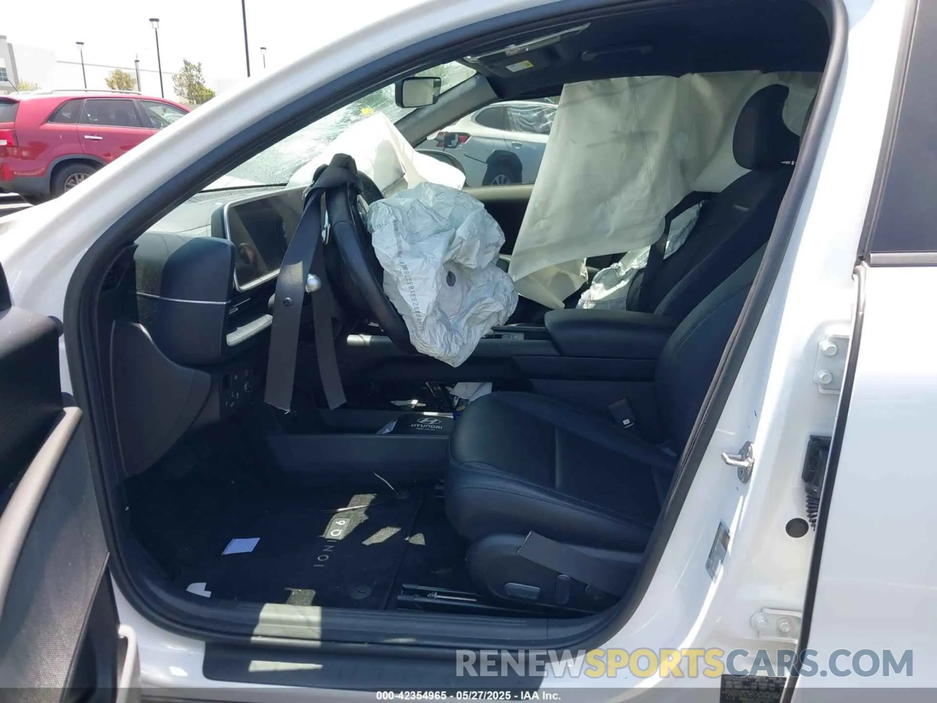 5 fotografías del automóvil dañado KMHM34ACXRA070214 HYUNDAI IONIQ 6 2024