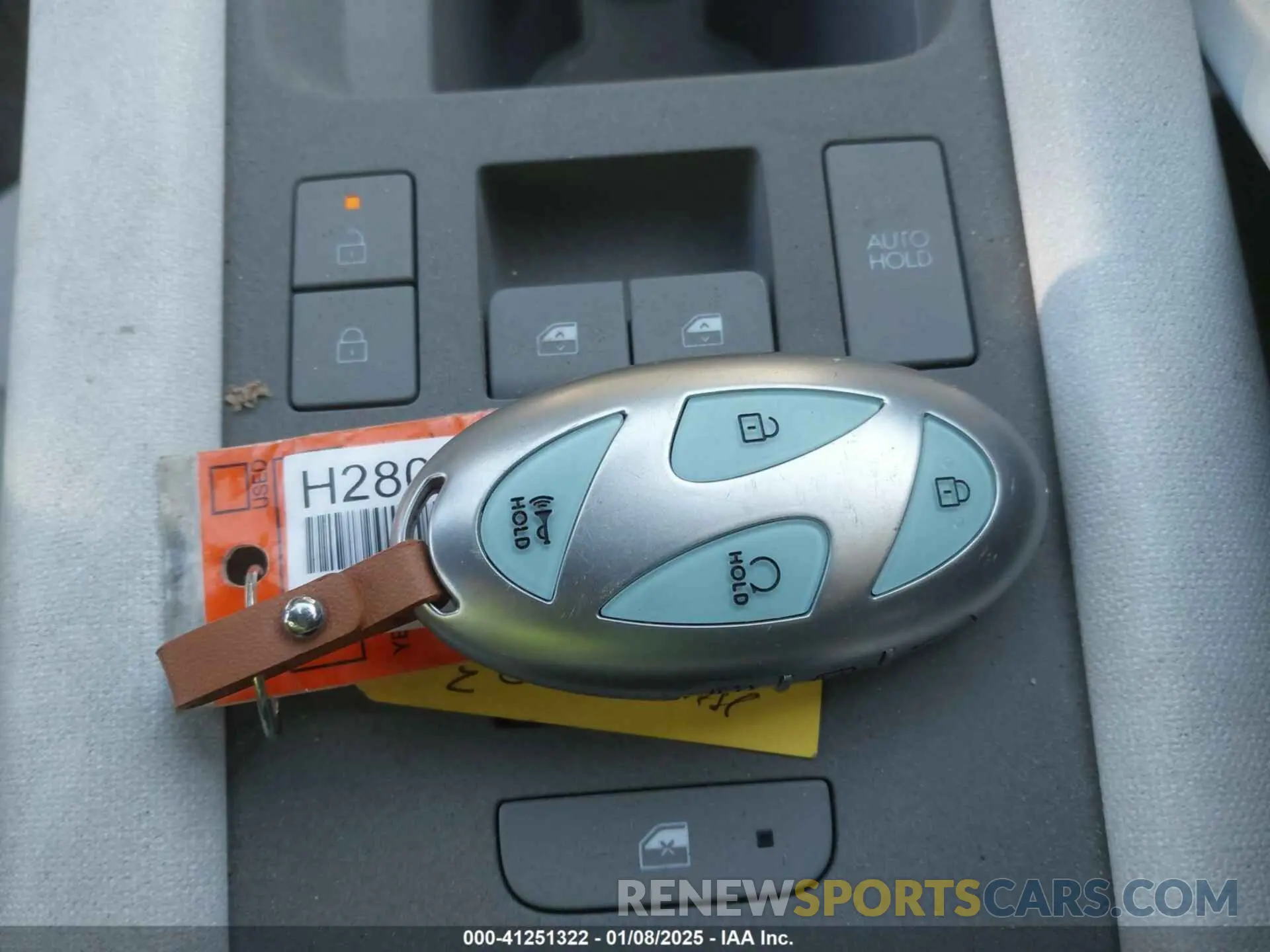 11 fotografías del automóvil dañado KMHM54AC2RA054647 HYUNDAI IONIQ 6 2024