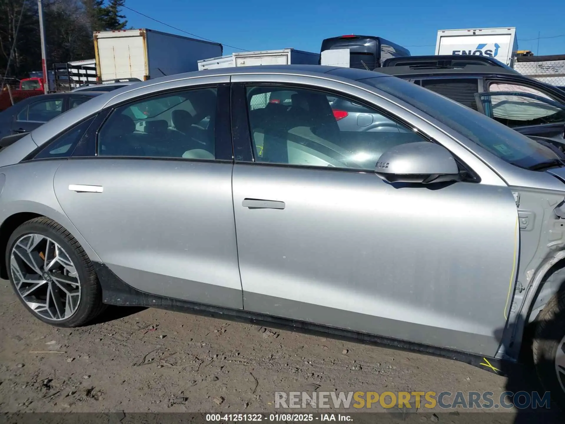 14 fotografías del automóvil dañado KMHM54AC2RA054647 HYUNDAI IONIQ 6 2024