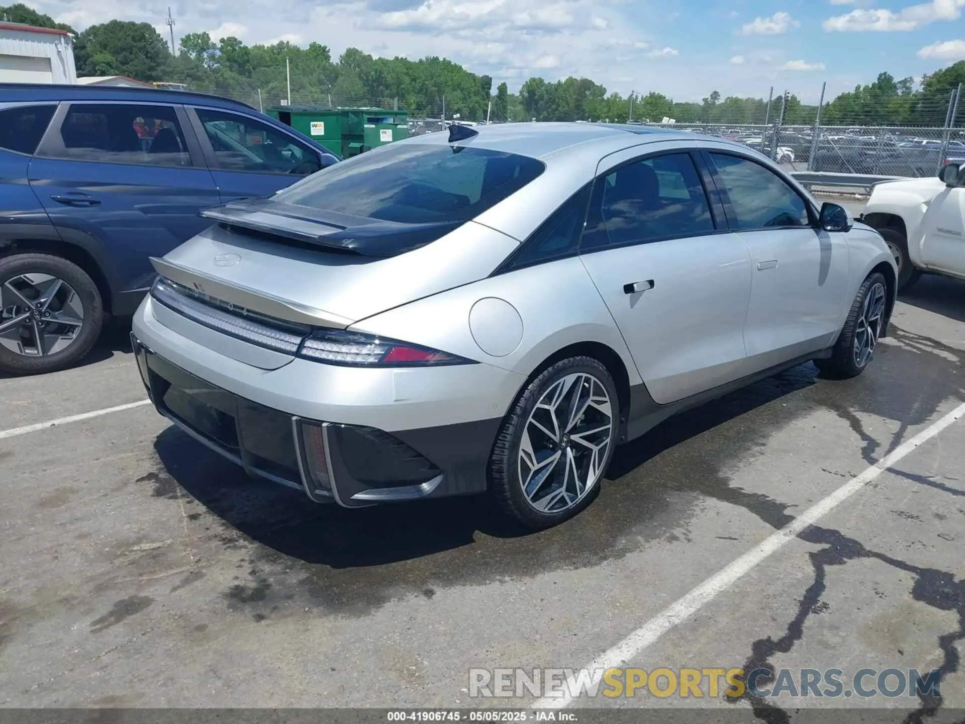 4 fotografías del automóvil dañado KMHM54AC2RA055703 HYUNDAI IONIQ 6 2024