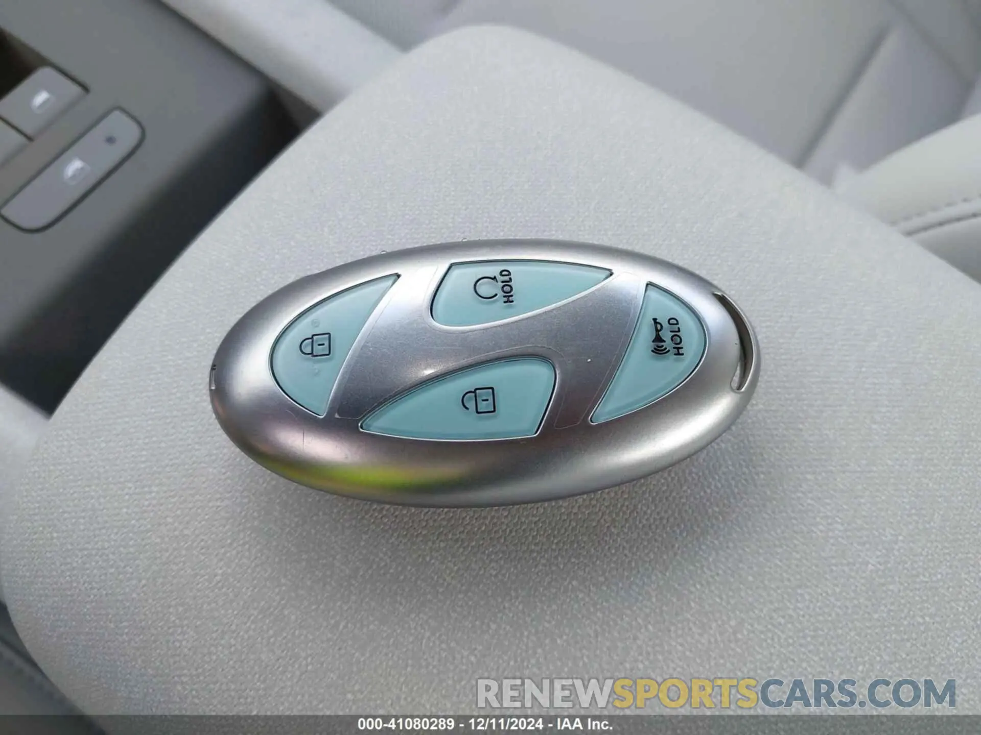 11 fotografías del automóvil dañado KMHM54AA4SA082941 HYUNDAI IONIQ 6 2025
