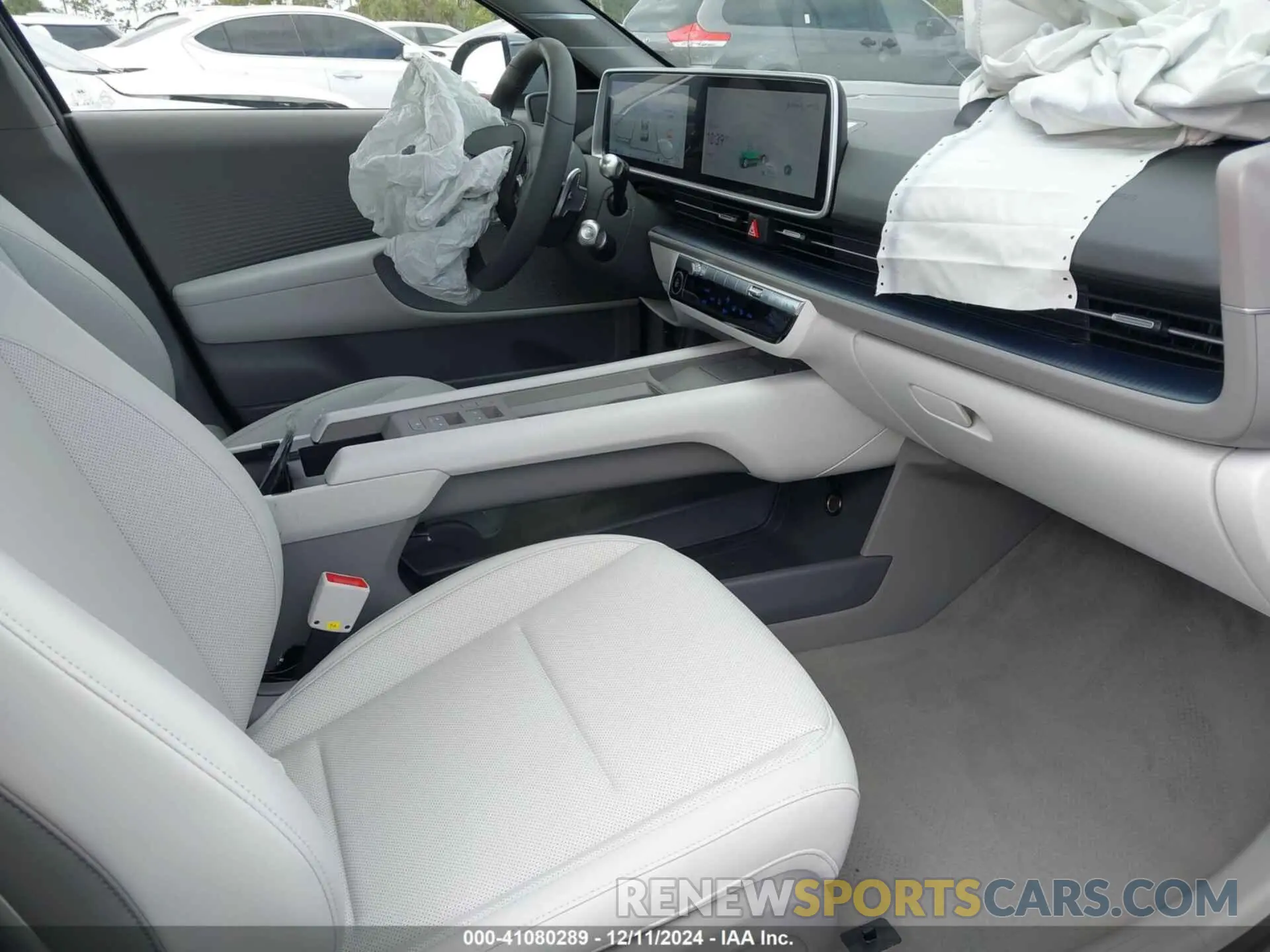 5 fotografías del automóvil dañado KMHM54AA4SA082941 HYUNDAI IONIQ 6 2025