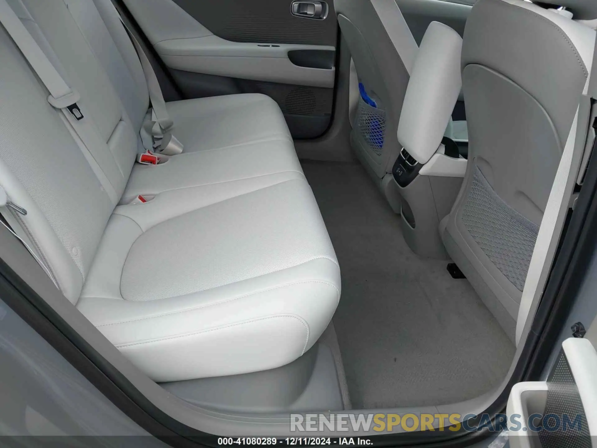 8 fotografías del automóvil dañado KMHM54AA4SA082941 HYUNDAI IONIQ 6 2025