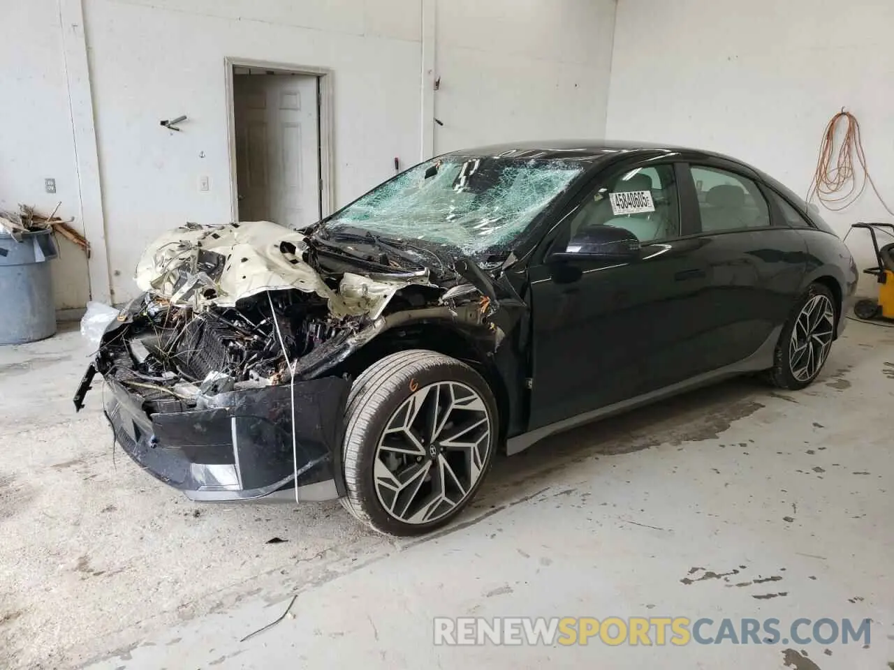 1 fotografías del automóvil dañado KMHM34AAXPA035376 HYUNDAI IONIQ 6 SE 2023