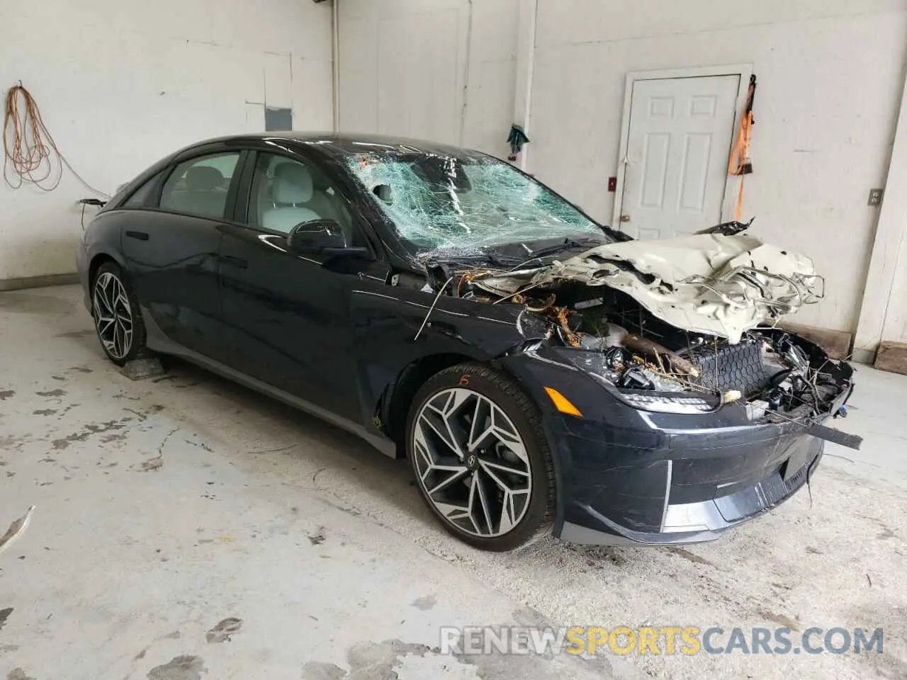 4 fotografías del automóvil dañado KMHM34AAXPA035376 HYUNDAI IONIQ 6 SE 2023