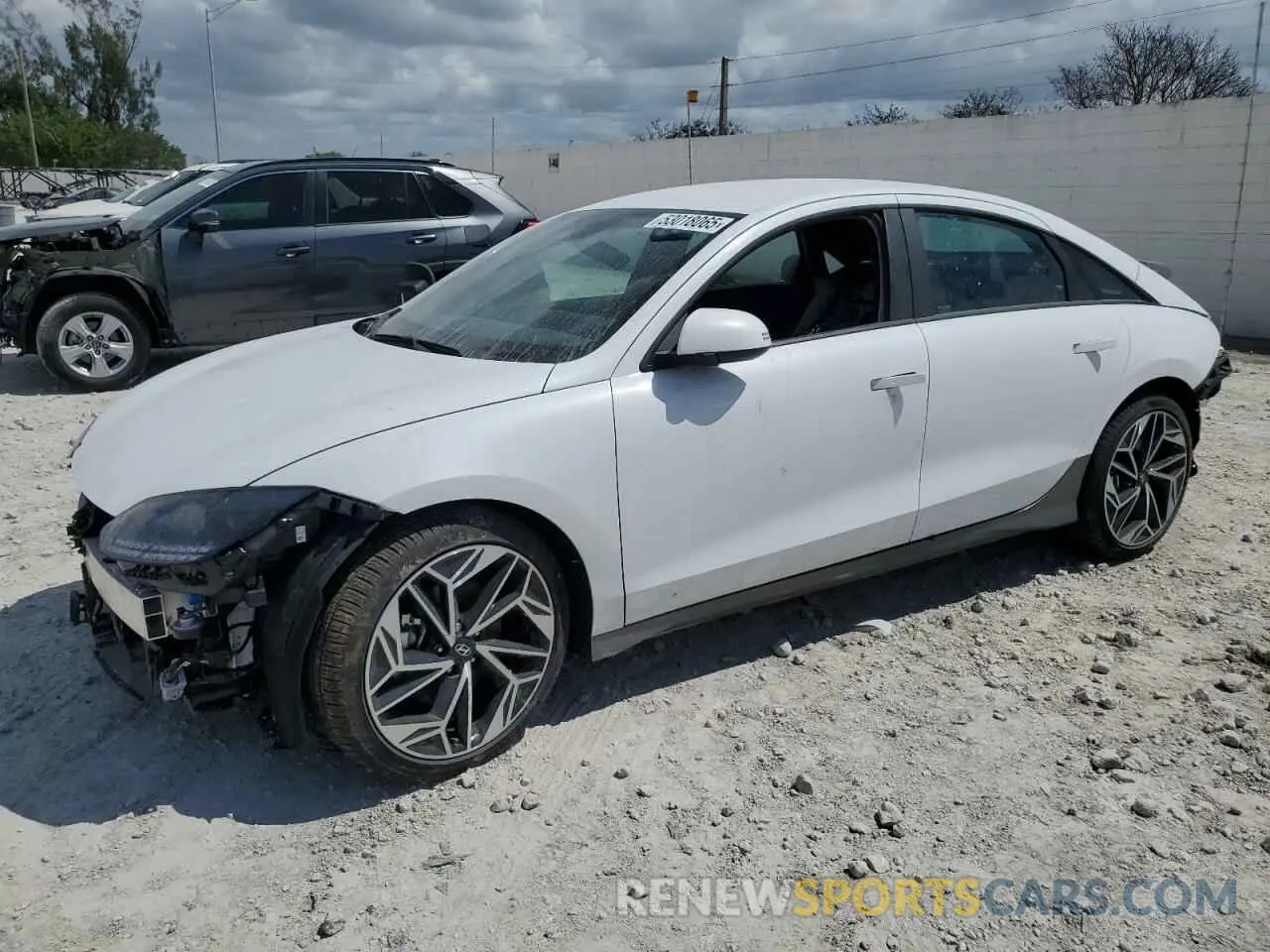 1 fotografías del automóvil dañado KMHM34AAXSA090984 HYUNDAI IONIQ 6 SE 2025