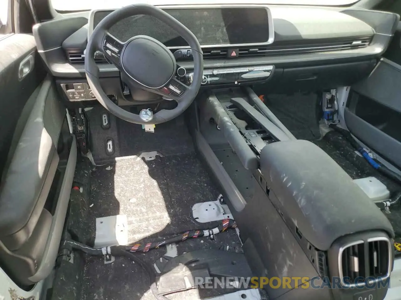 8 fotografías del automóvil dañado KMHM34AAXSA090984 HYUNDAI IONIQ 6 SE 2025