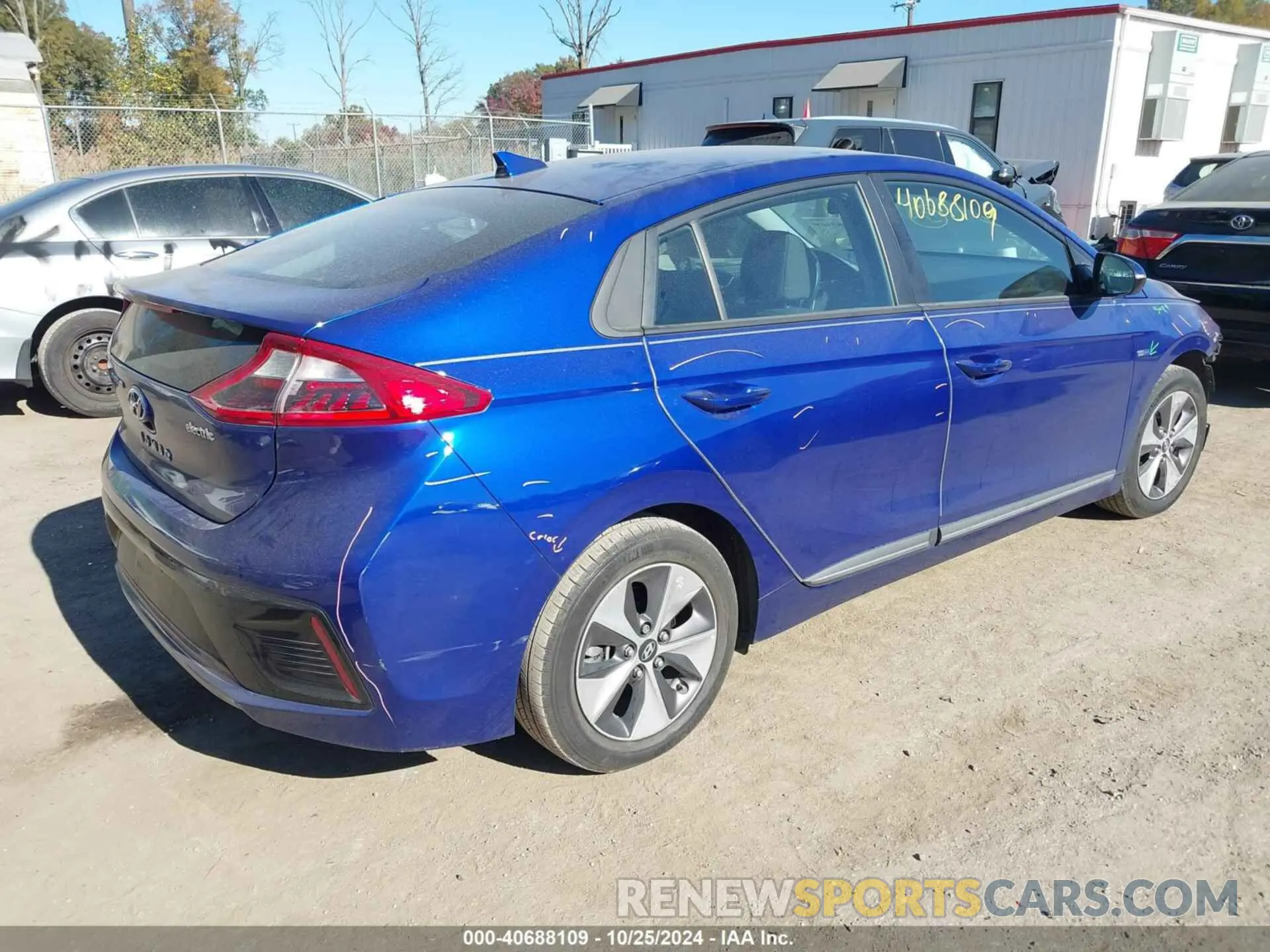 4 fotografías del automóvil dañado KMHC75LH9KU036011 HYUNDAI IONIQ ELECTRIC 2019