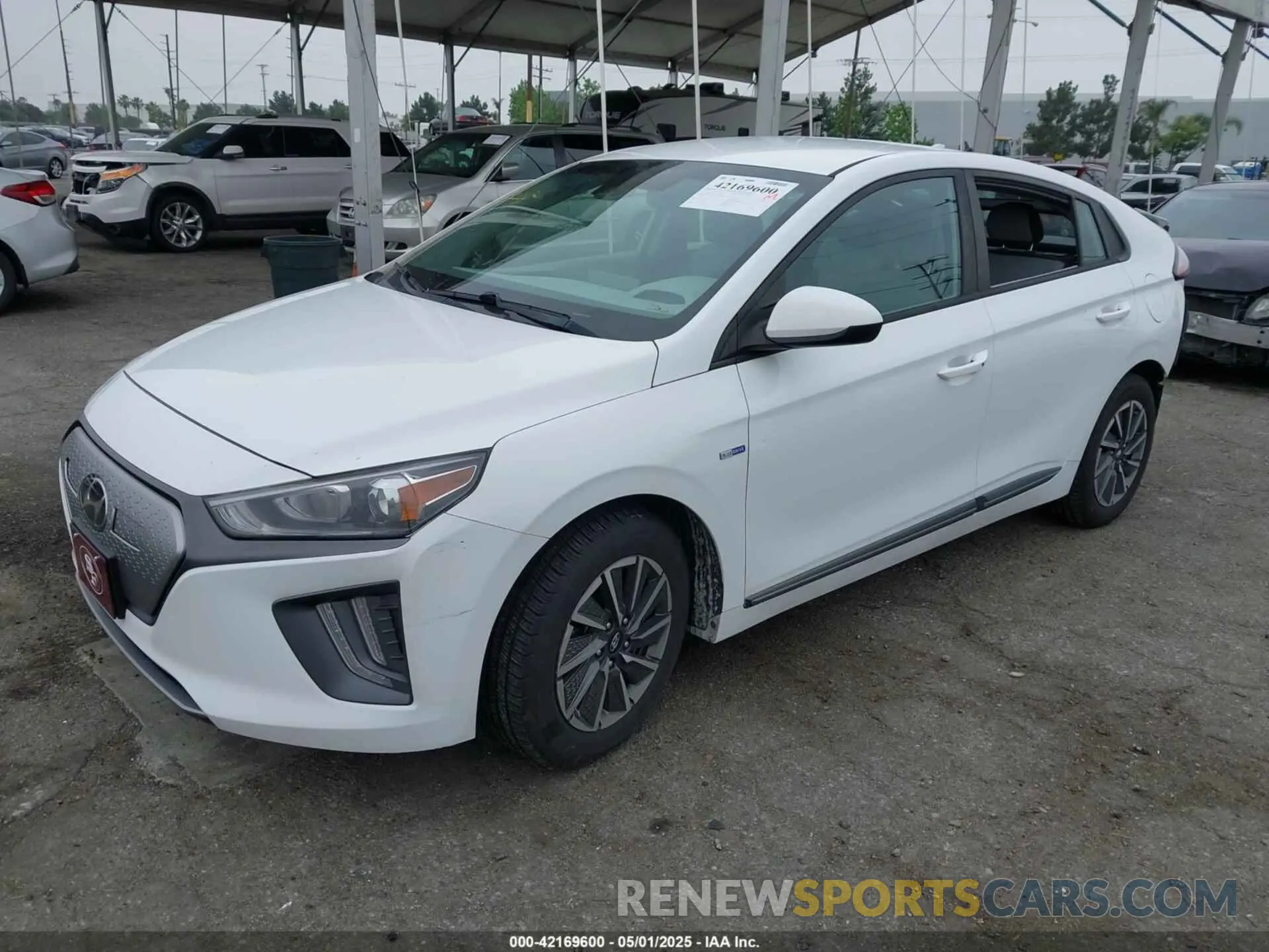 2 fotografías del automóvil dañado KMHC75LJ2LU071350 HYUNDAI IONIQ ELECTRIC 2020