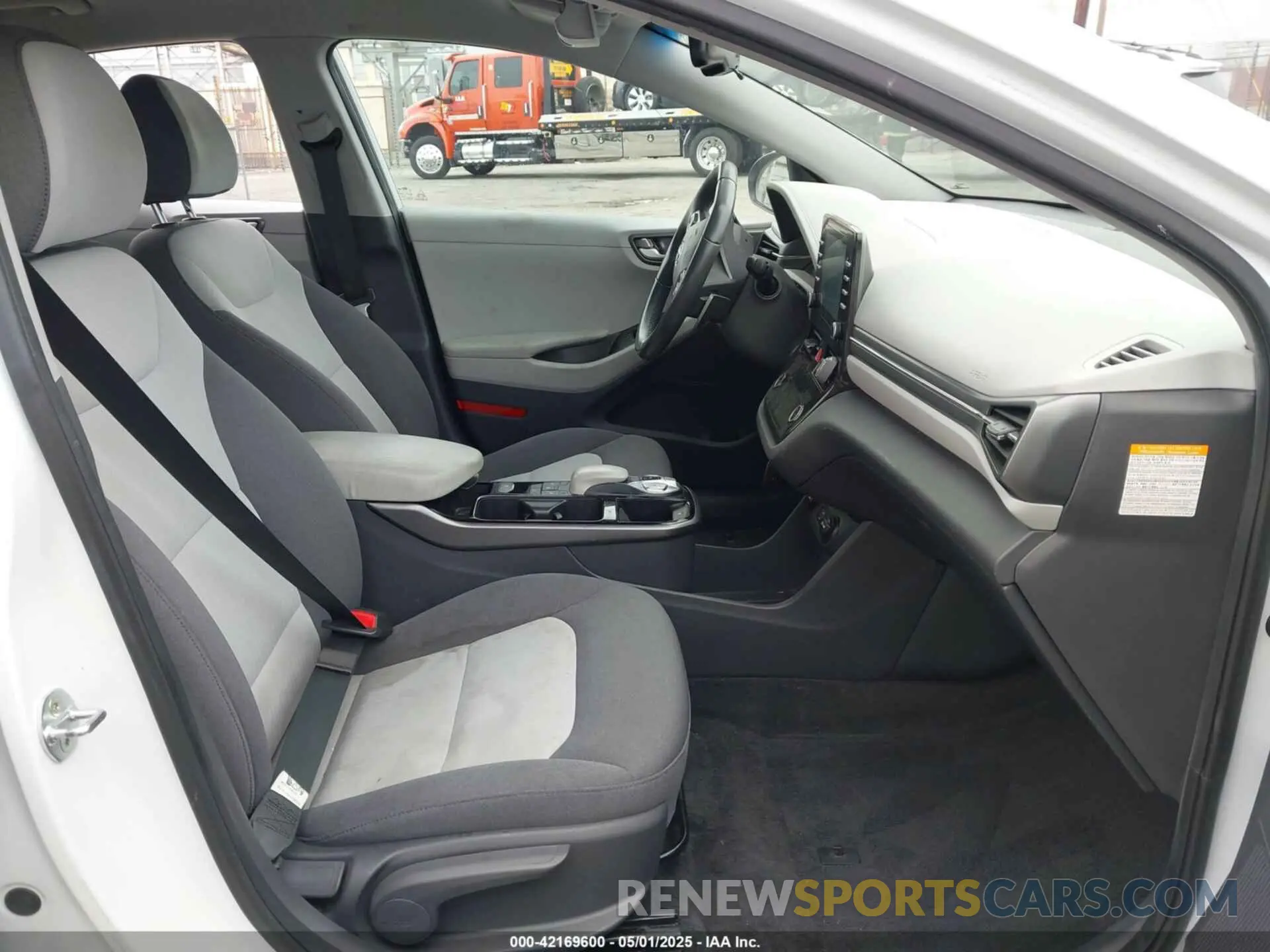 5 fotografías del automóvil dañado KMHC75LJ2LU071350 HYUNDAI IONIQ ELECTRIC 2020