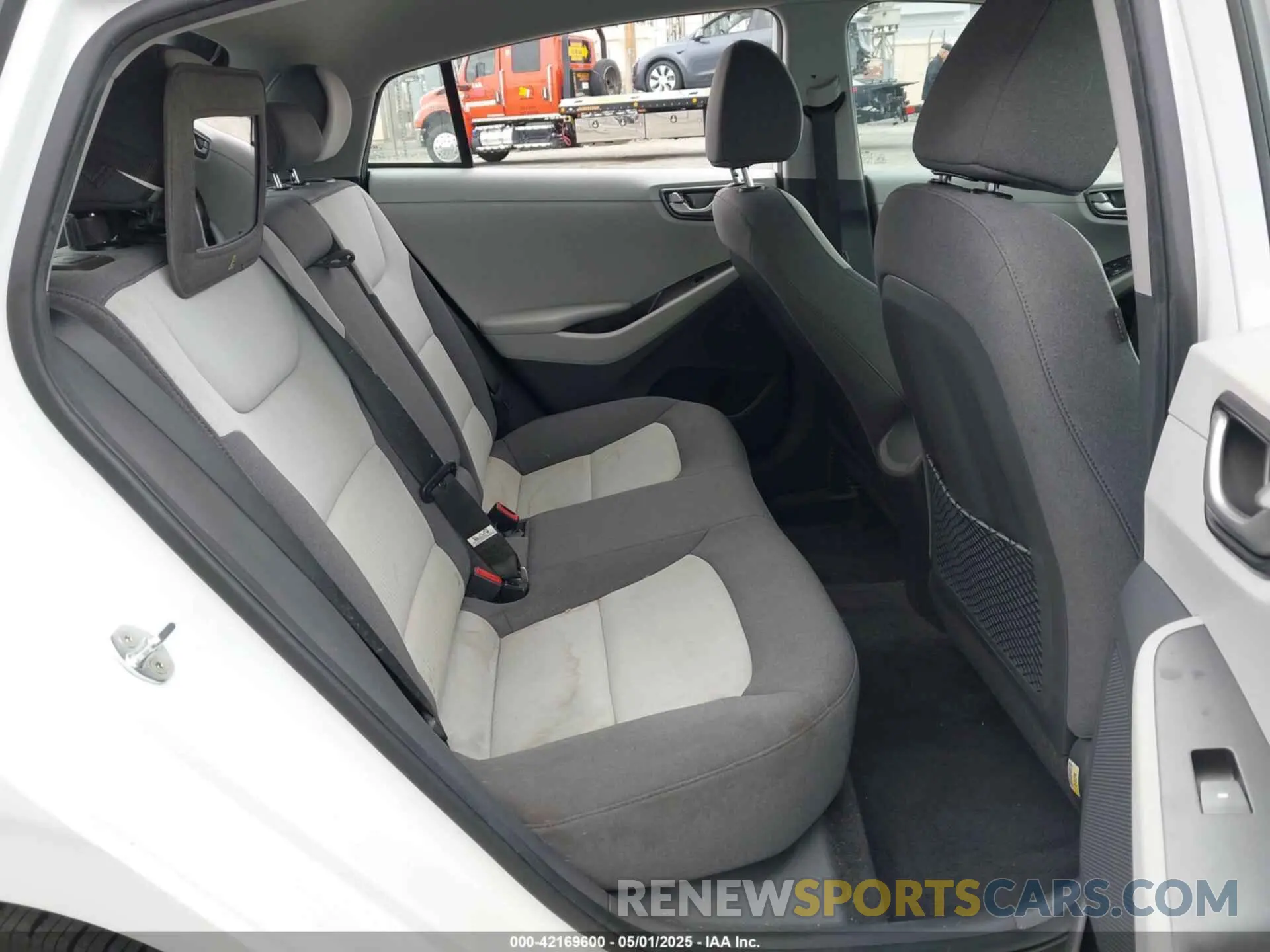 8 fotografías del automóvil dañado KMHC75LJ2LU071350 HYUNDAI IONIQ ELECTRIC 2020