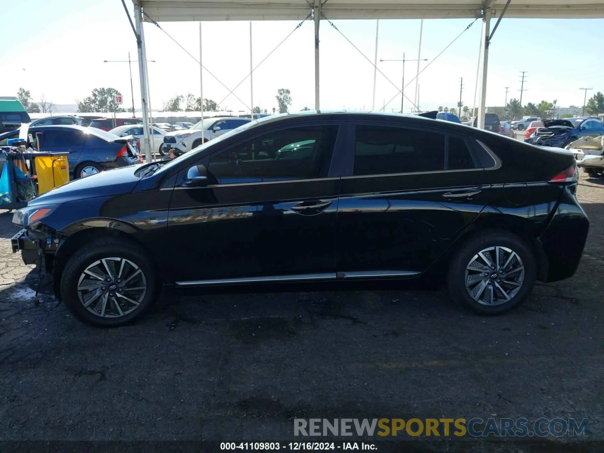 13 fotografías del automóvil dañado KMHC85LJ1LU063334 HYUNDAI IONIQ ELECTRIC 2020