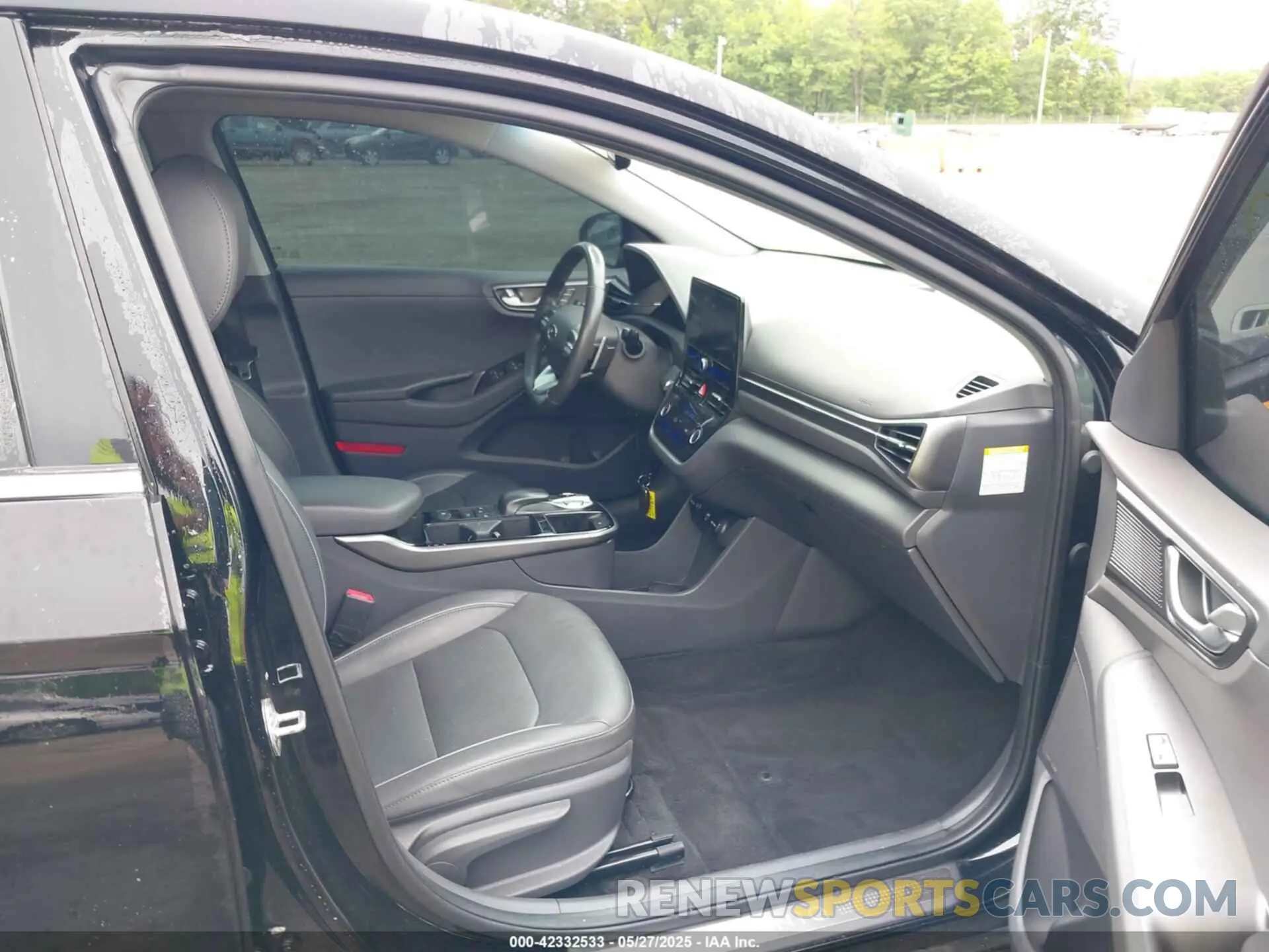 5 fotografías del automóvil dañado KMHC85LJXLU061873 HYUNDAI IONIQ ELECTRIC 2020