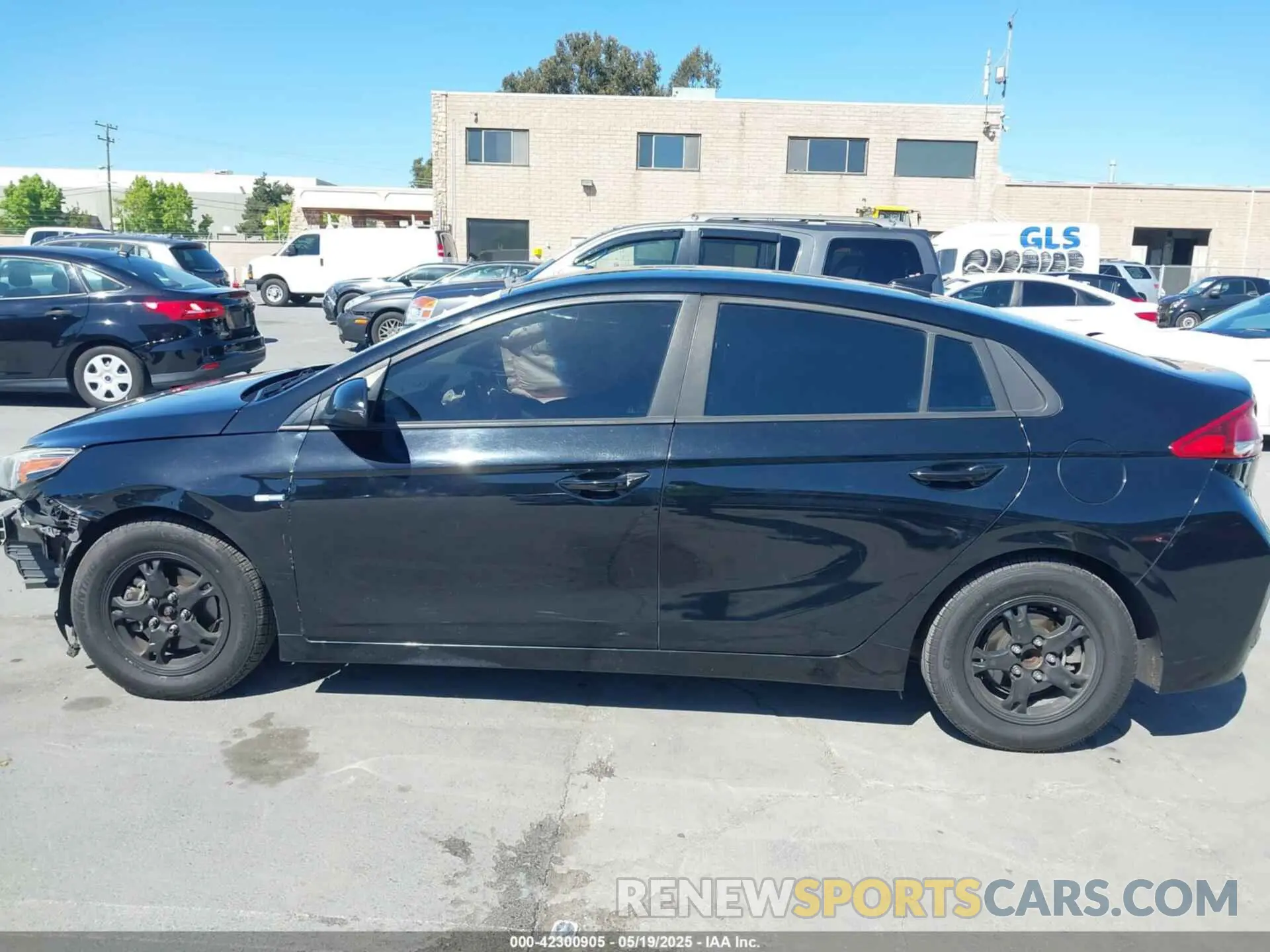 15 fotografías del automóvil dañado KMHC65LC0KU179940 HYUNDAI IONIQ HYBRID 2019