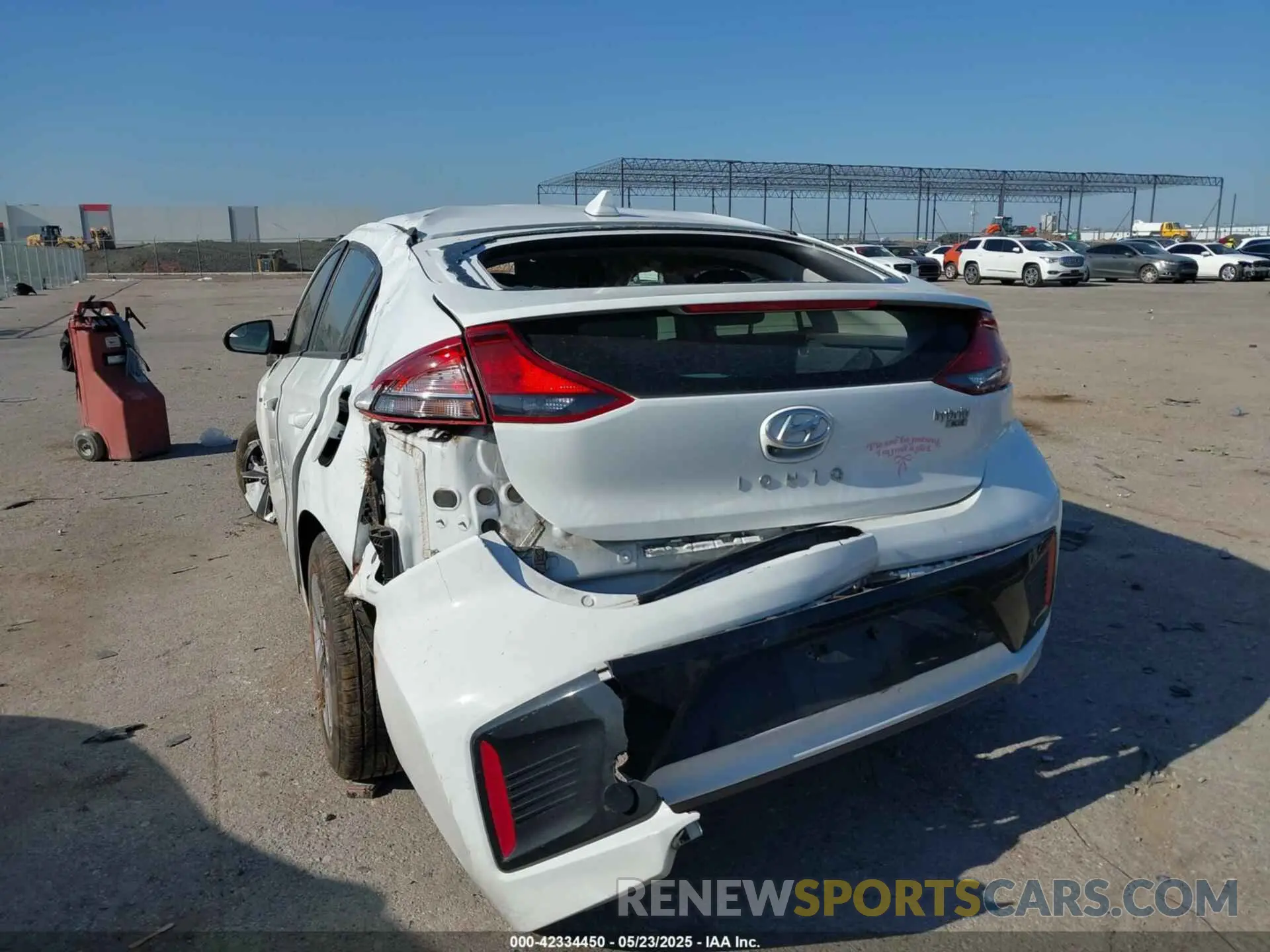 6 fotografías del automóvil dañado KMHC65LC1KU173483 HYUNDAI IONIQ HYBRID 2019