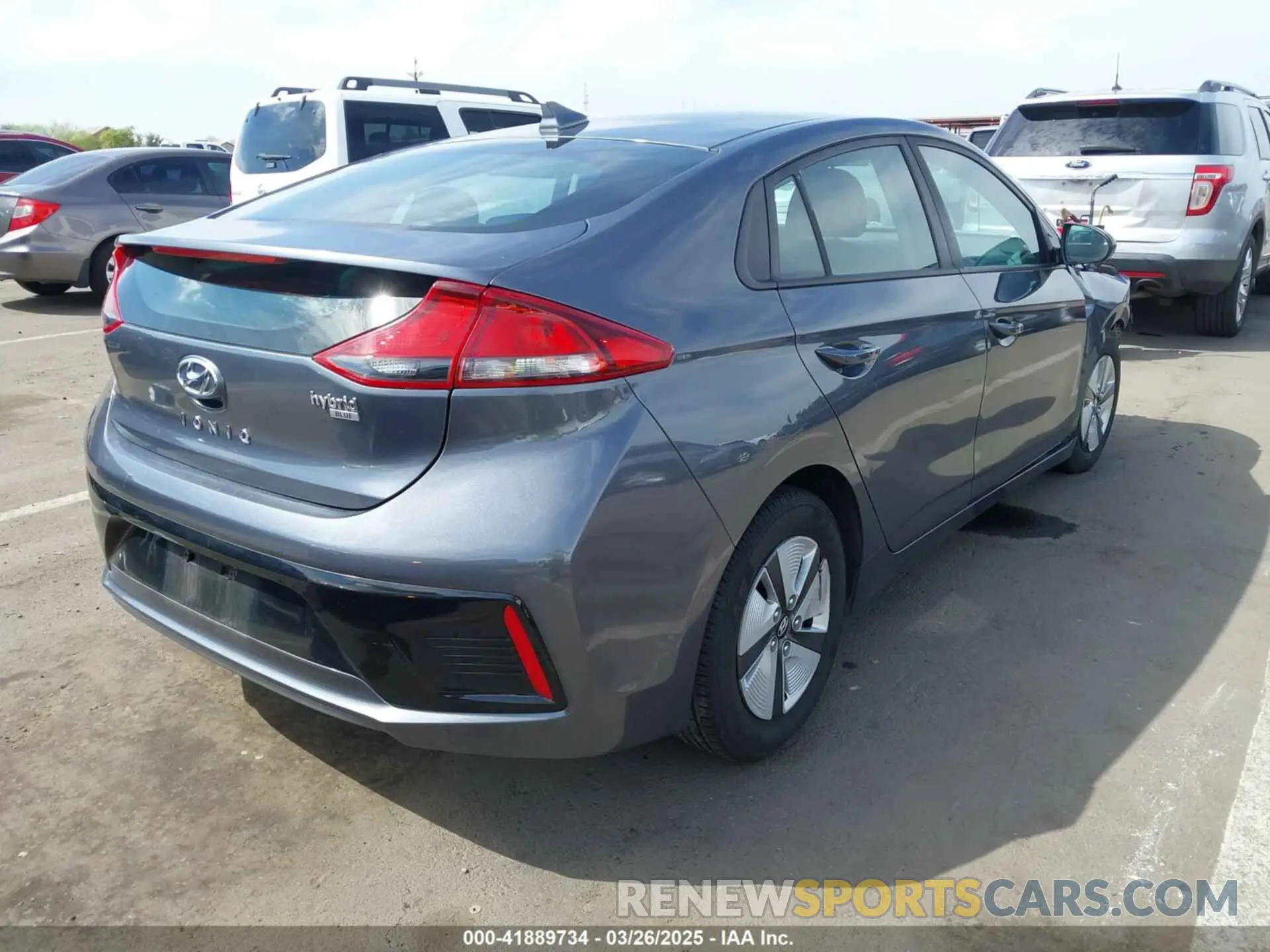 4 fotografías del automóvil dañado KMHC65LC1KU174214 HYUNDAI IONIQ HYBRID 2019