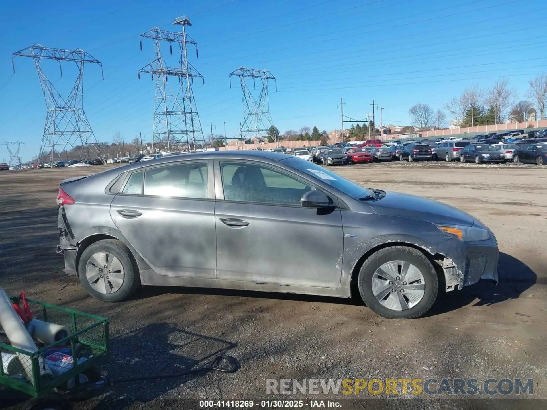 13 fotografías del automóvil dañado KMHC65LC4KU168326 HYUNDAI IONIQ HYBRID 2019