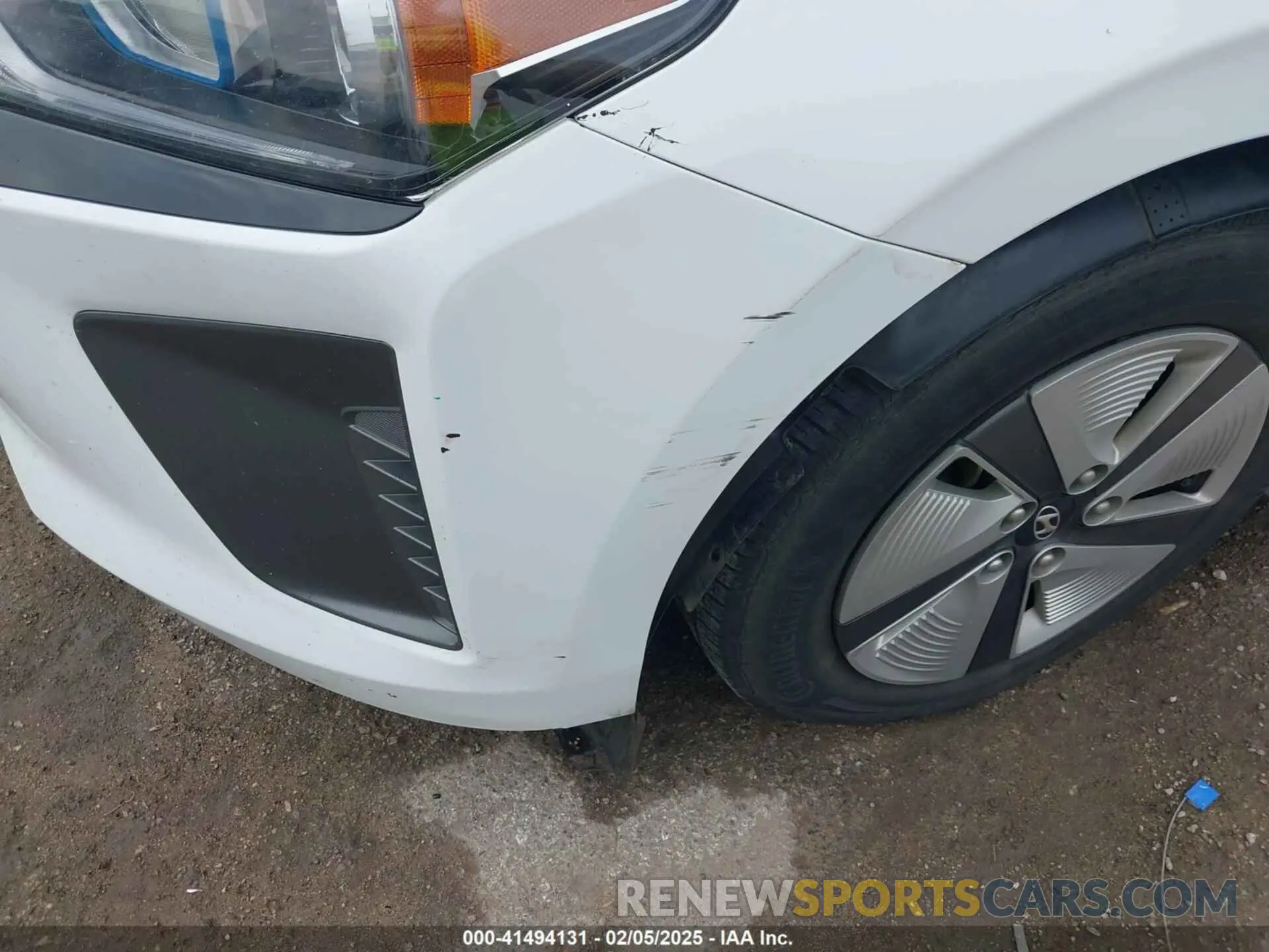 6 fotografías del automóvil dañado KMHC65LC6KU111920 HYUNDAI IONIQ HYBRID 2019