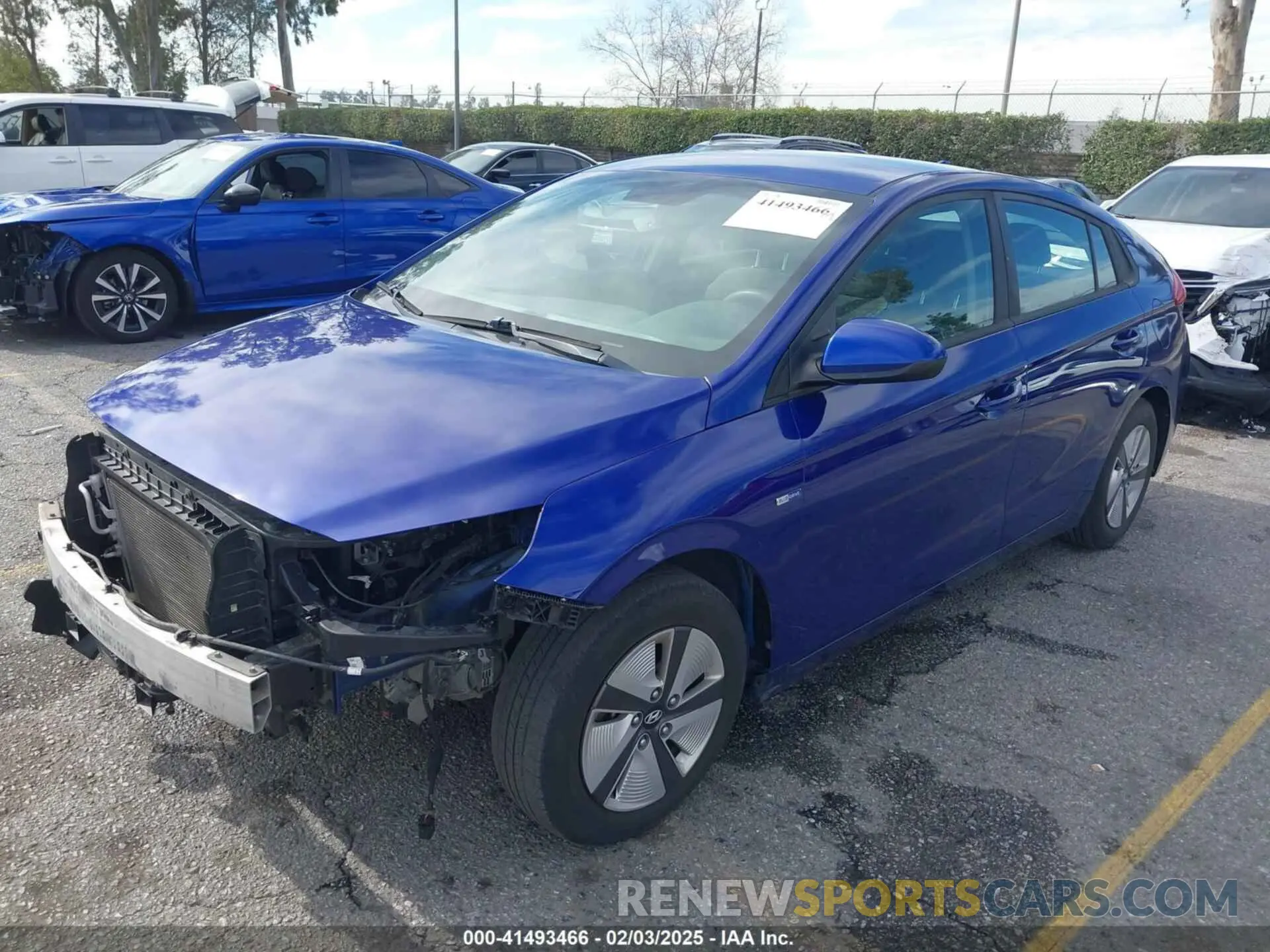 2 fotografías del automóvil dañado KMHC65LC7KU145204 HYUNDAI IONIQ HYBRID 2019