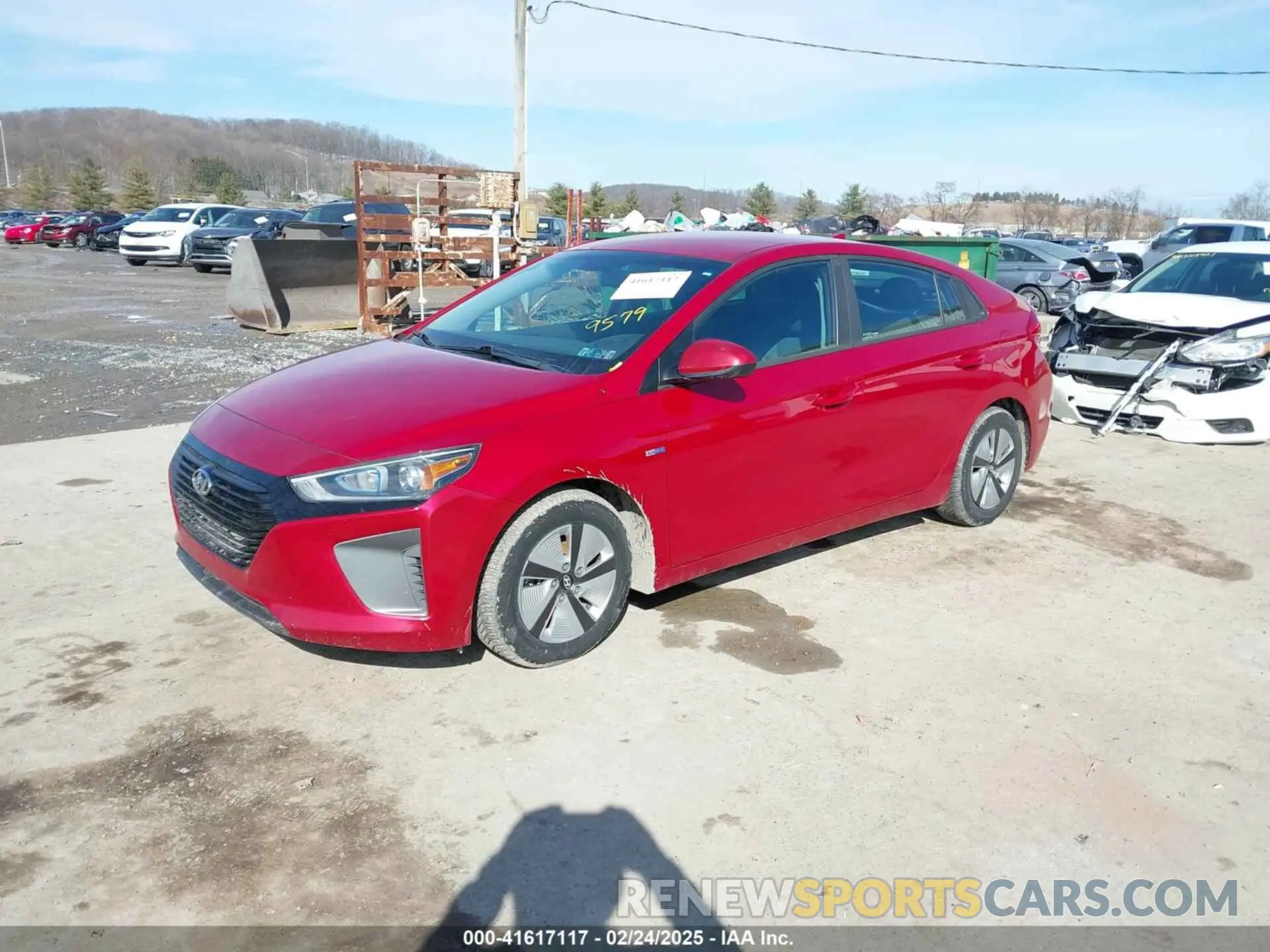 2 fotografías del automóvil dañado KMHC65LC8KU119579 HYUNDAI IONIQ HYBRID 2019