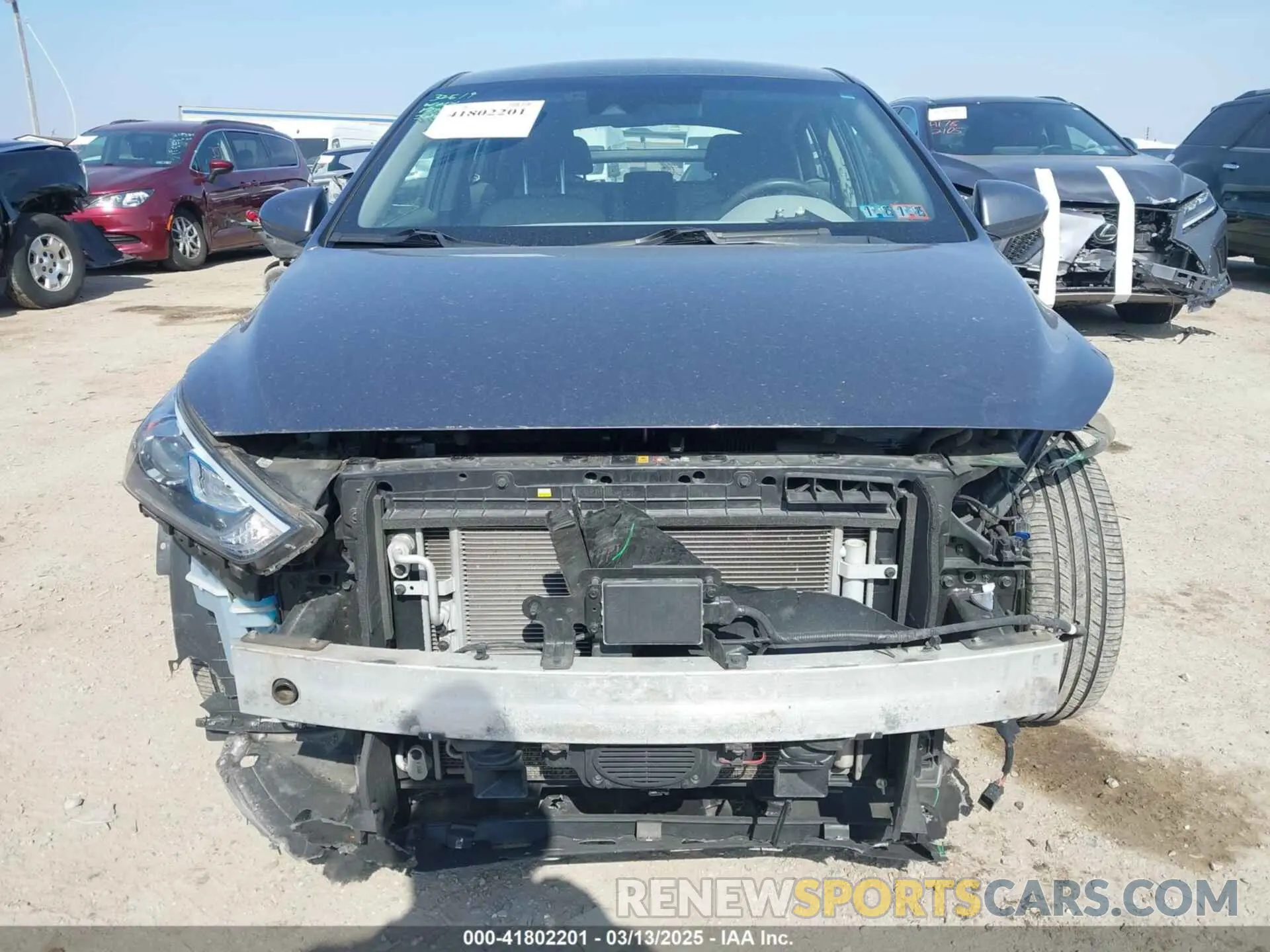 12 fotografías del automóvil dañado KMHC75LC1KU134132 HYUNDAI IONIQ HYBRID 2019