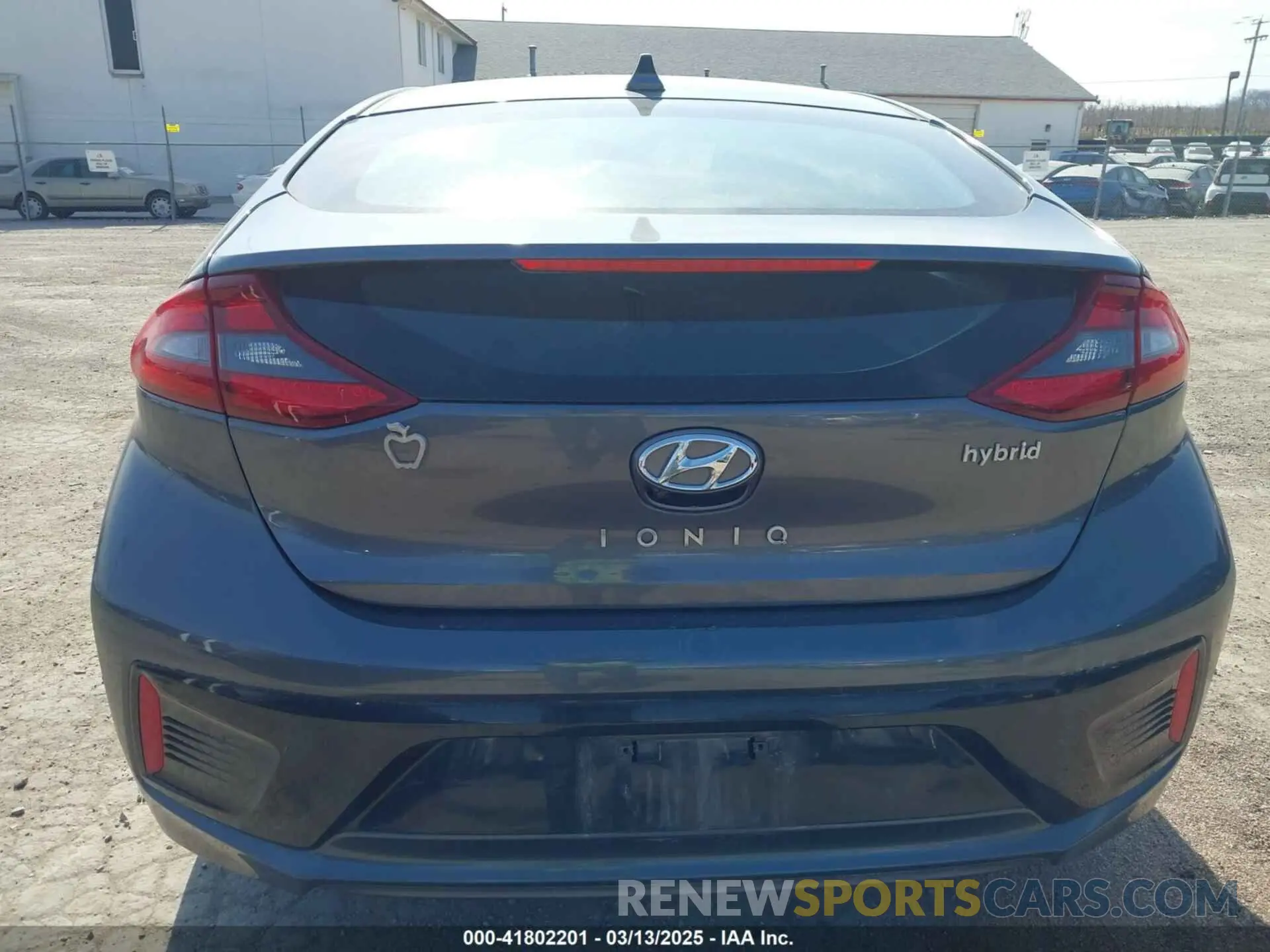 16 fotografías del automóvil dañado KMHC75LC1KU134132 HYUNDAI IONIQ HYBRID 2019