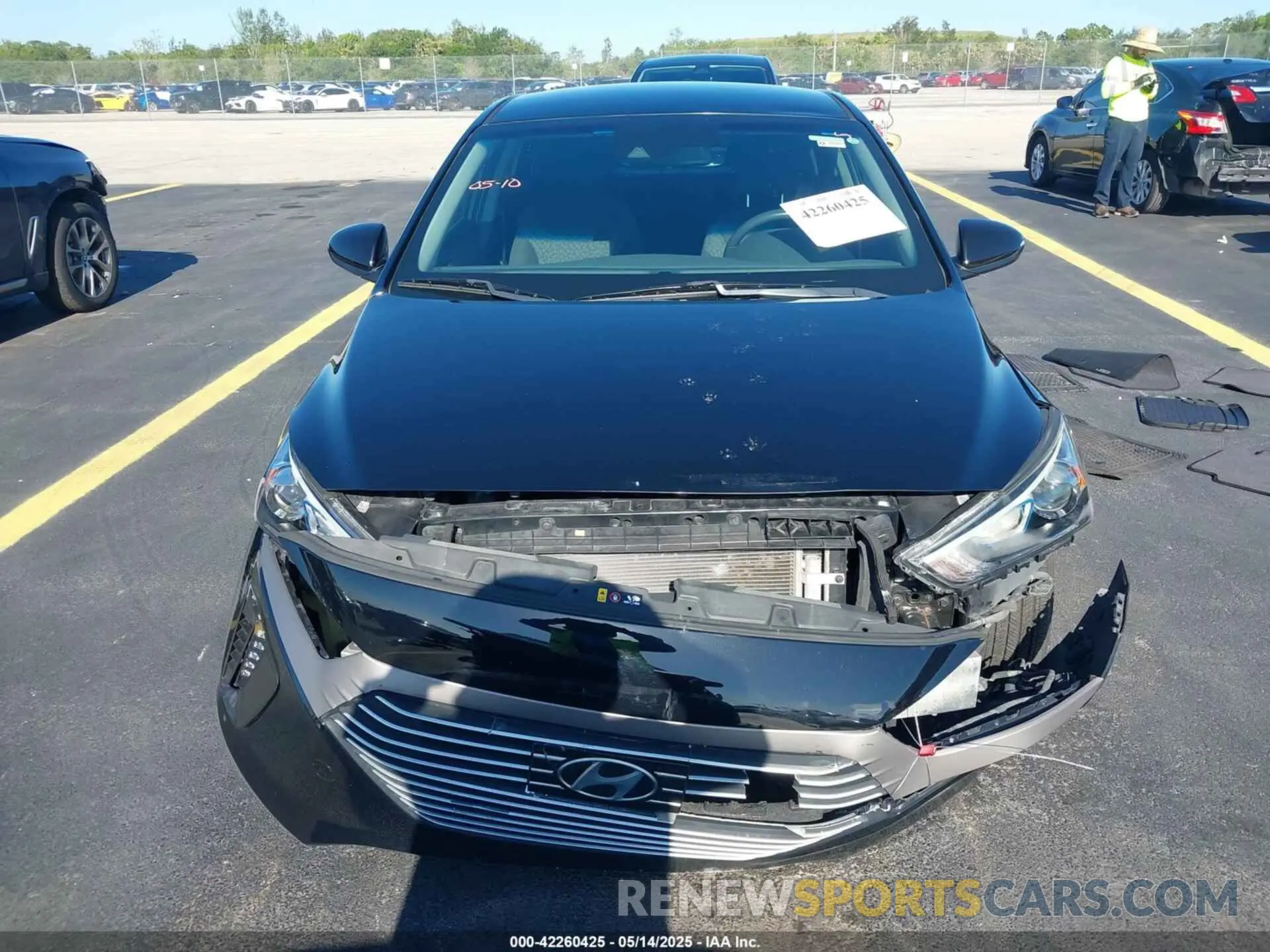13 fotografías del automóvil dañado KMHC75LC3KU105621 HYUNDAI IONIQ HYBRID 2019