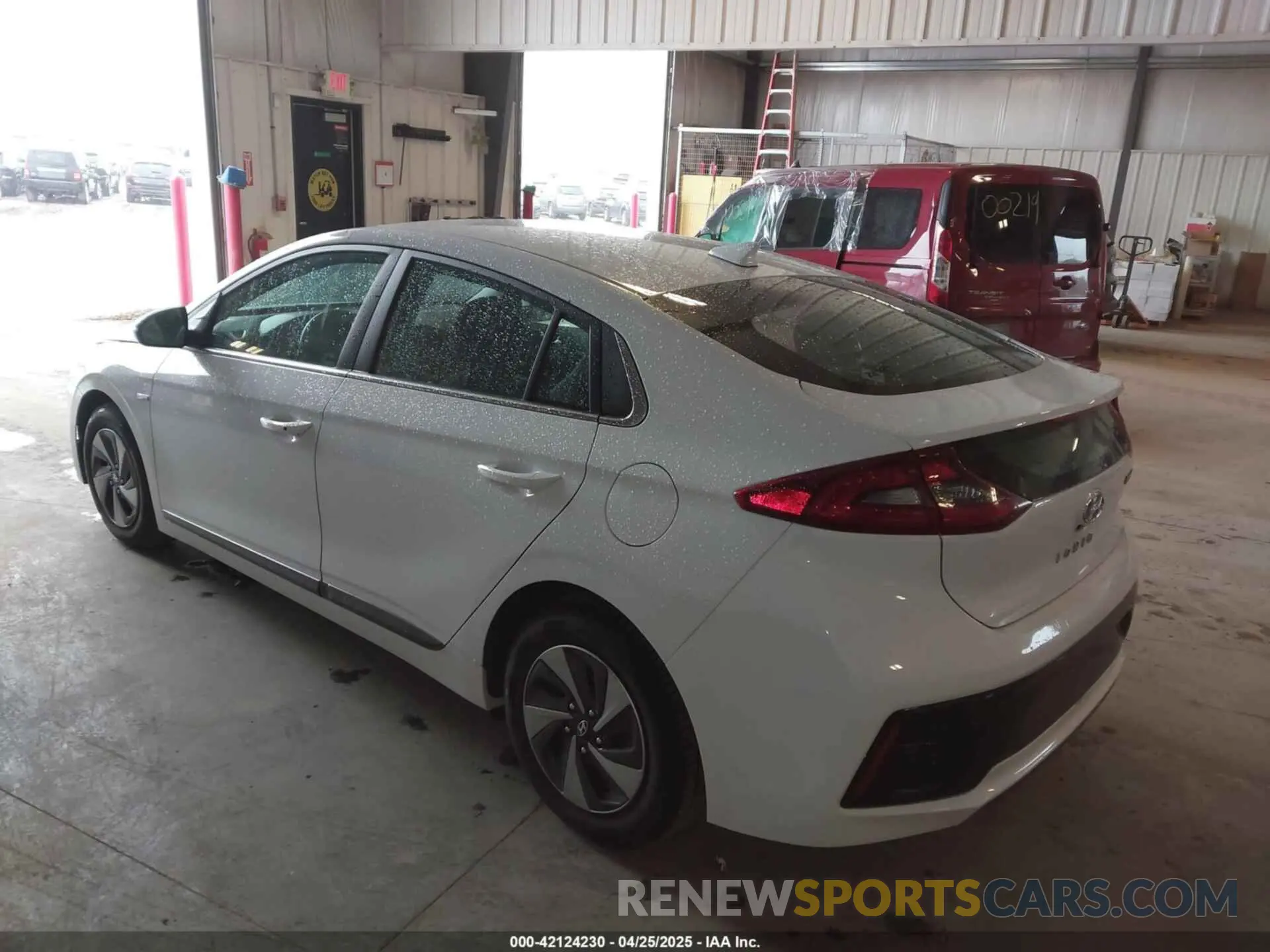 3 fotografías del automóvil dañado KMHC75LC5KU111145 HYUNDAI IONIQ HYBRID 2019