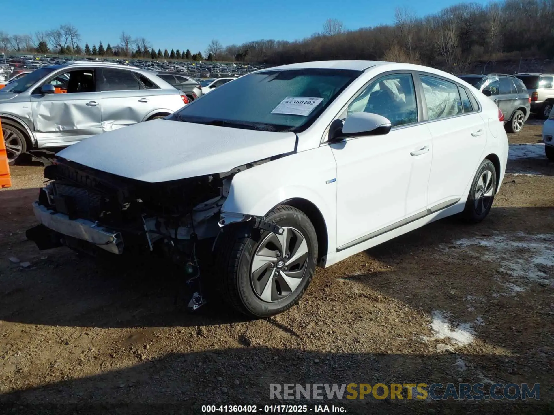 2 fotografías del automóvil dañado KMHC75LC9KU110967 HYUNDAI IONIQ HYBRID 2019
