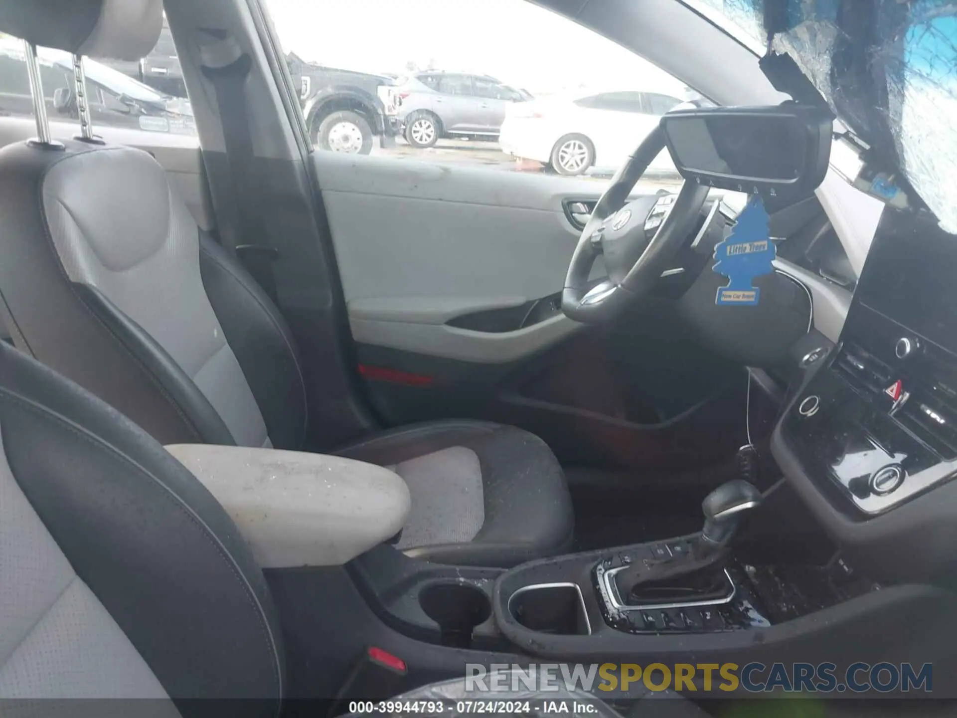 5 fotografías del automóvil dañado KMHC05LC8LU223864 HYUNDAI IONIQ HYBRID 2020