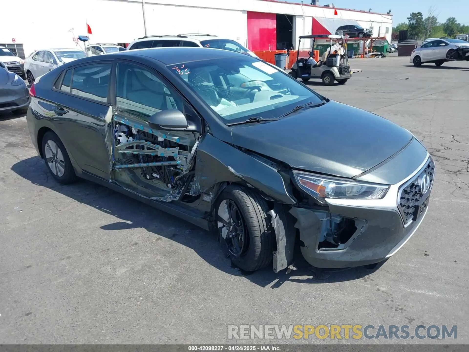 1 fotografías del automóvil dañado KMHC65LC0LU235313 HYUNDAI IONIQ HYBRID 2020