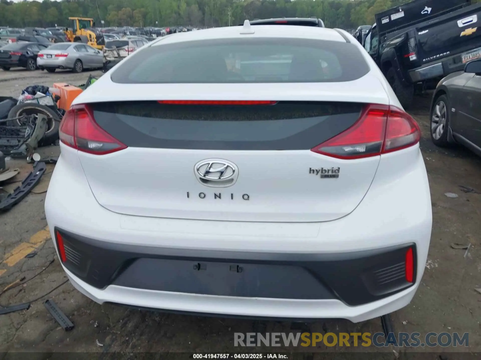 15 fotografías del automóvil dañado KMHC65LC4LU214190 HYUNDAI IONIQ HYBRID 2020