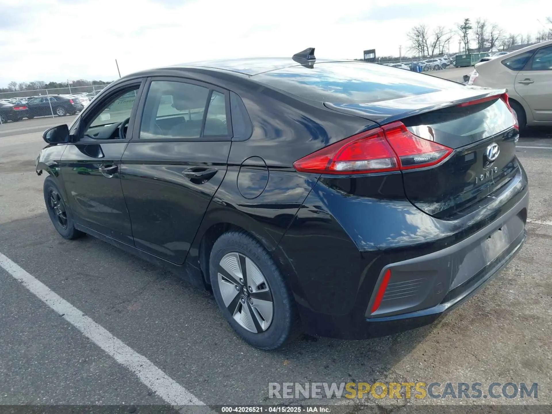3 fotografías del automóvil dañado KMHC65LCXLU214579 HYUNDAI IONIQ HYBRID 2020