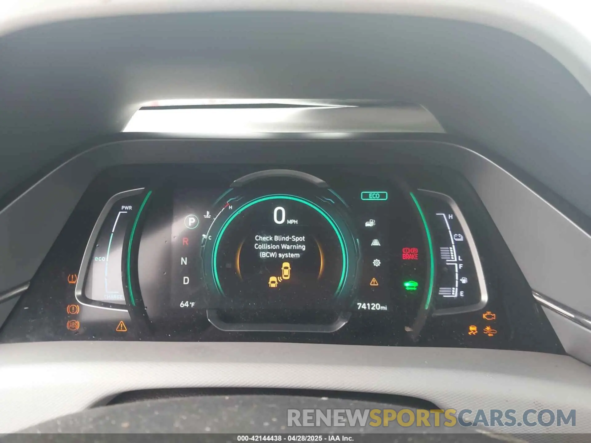 7 fotografías del automóvil dañado KMHC75LC0LU242355 HYUNDAI IONIQ HYBRID 2020