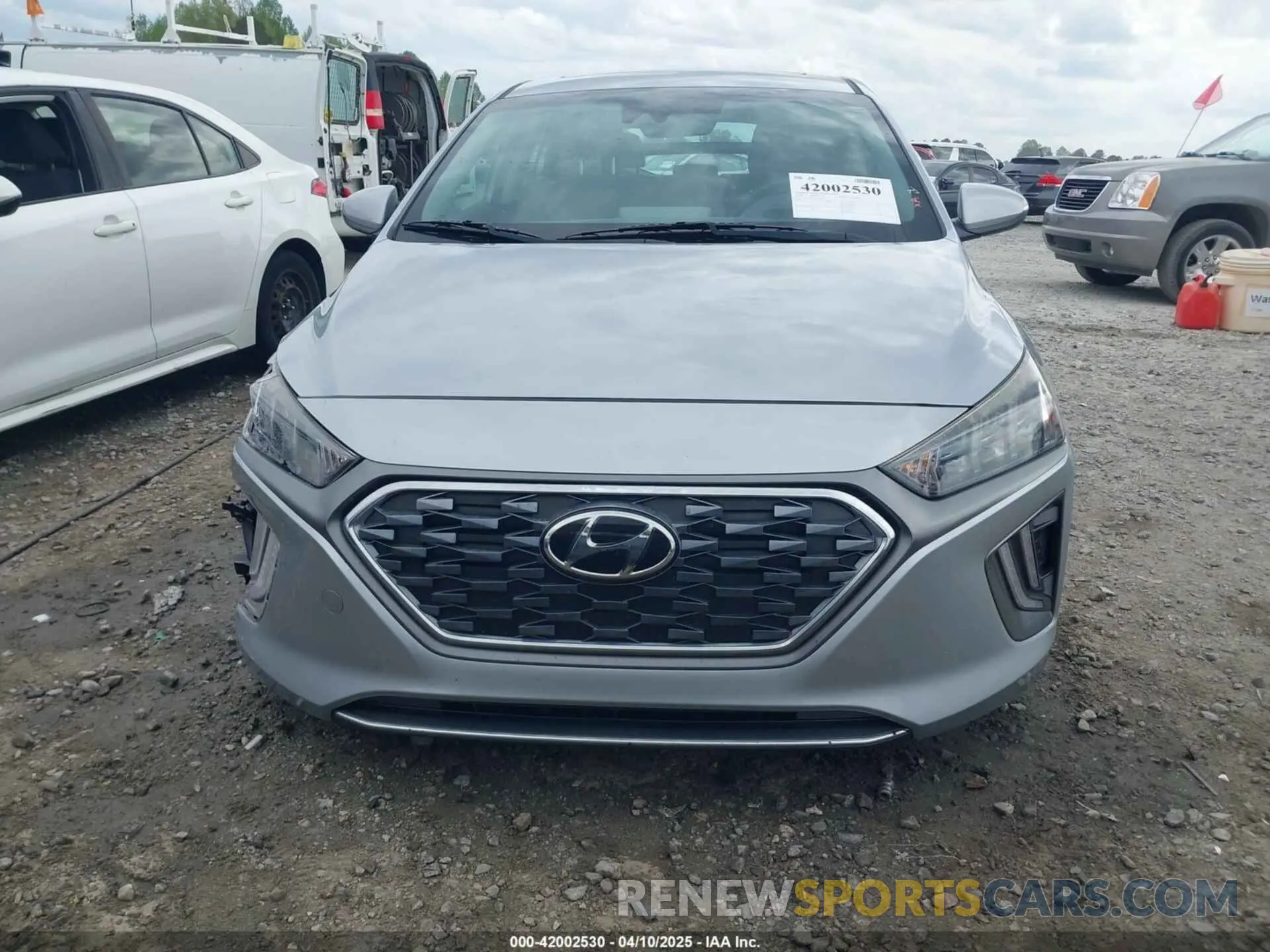 12 fotografías del automóvil dañado KMHC85LC1LU189906 HYUNDAI IONIQ HYBRID 2020