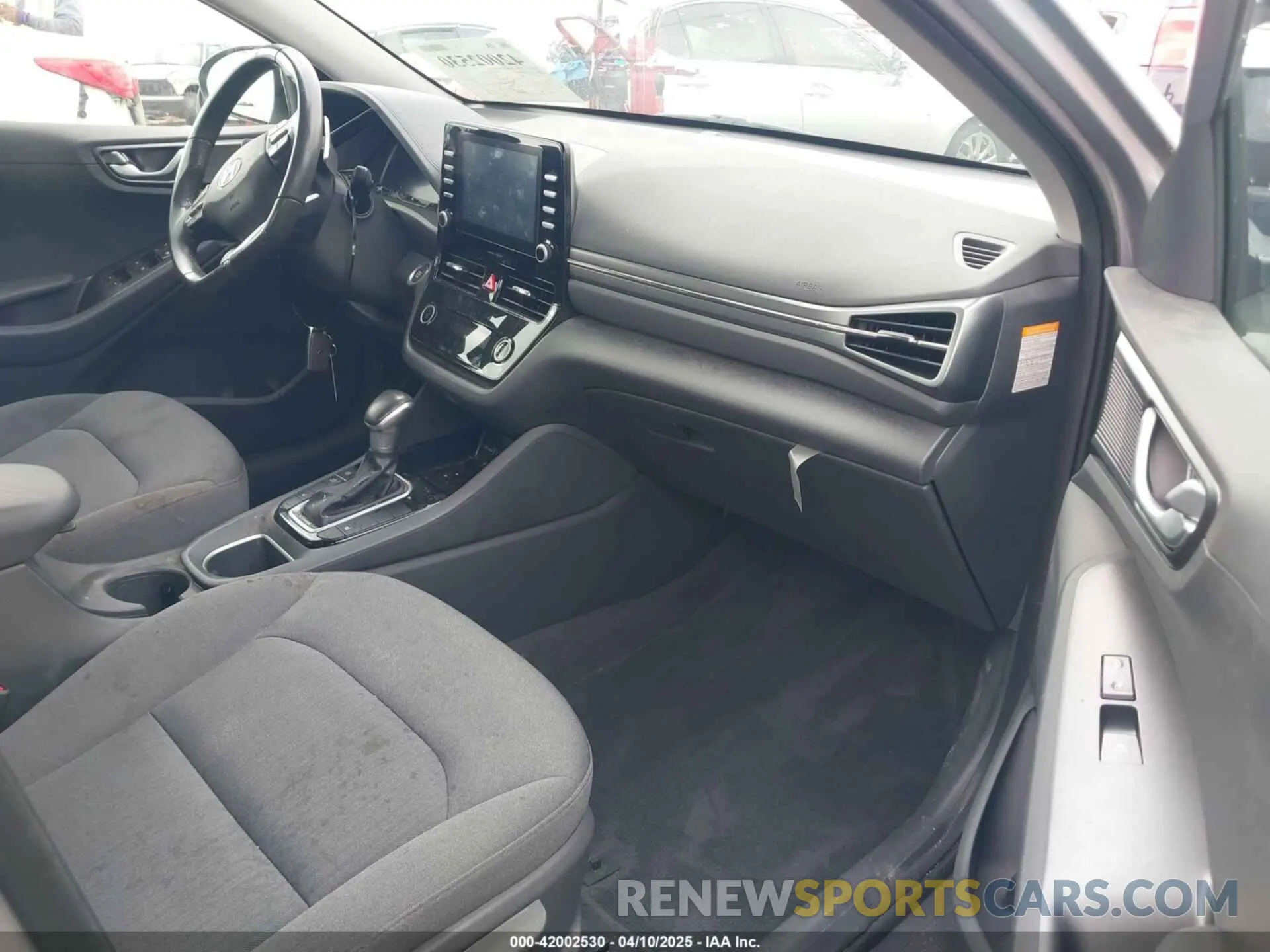 5 fotografías del automóvil dañado KMHC85LC1LU189906 HYUNDAI IONIQ HYBRID 2020