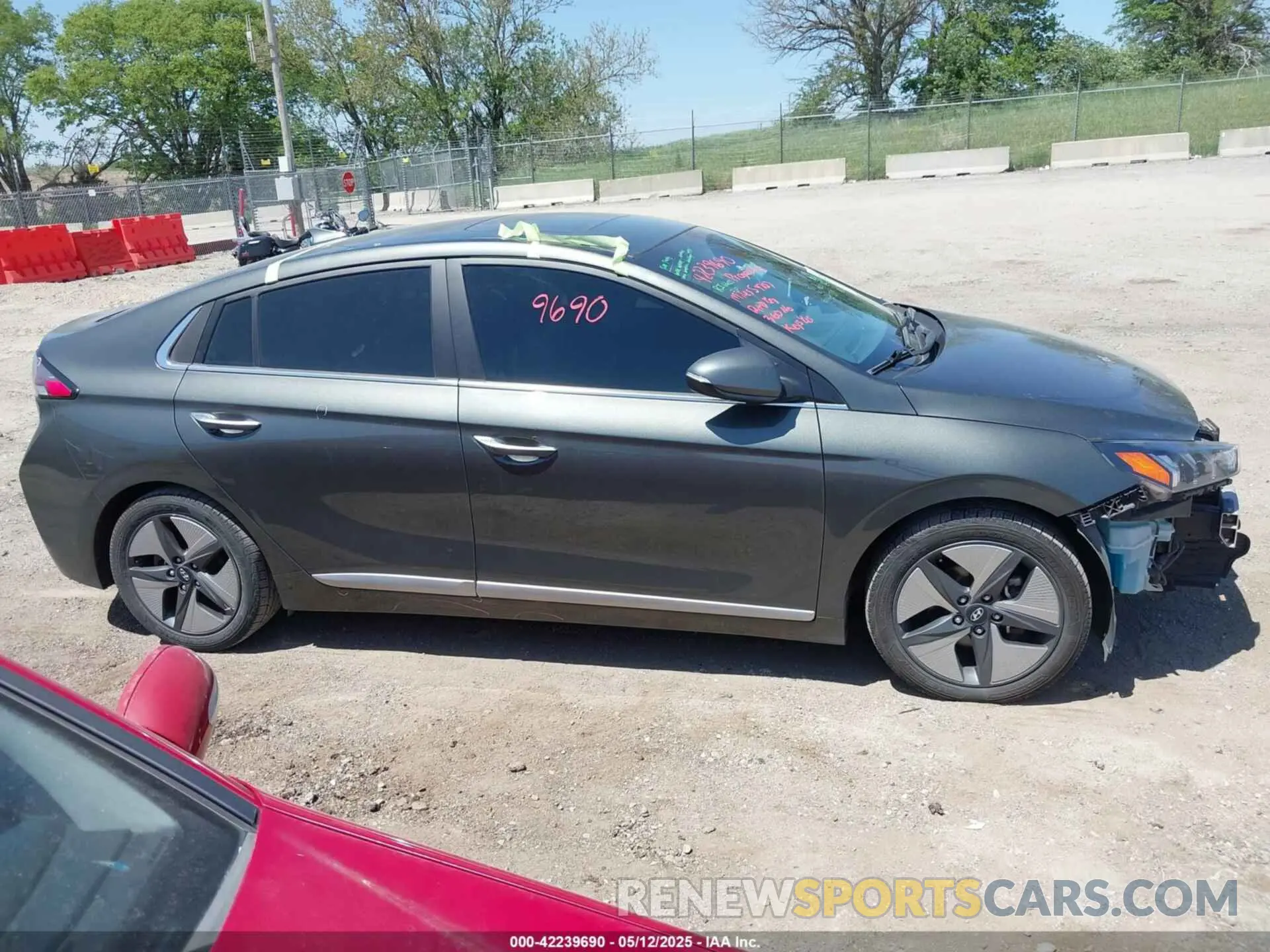 13 fotografías del automóvil dañado KMHC05LC5NU270689 HYUNDAI IONIQ HYBRID 2022