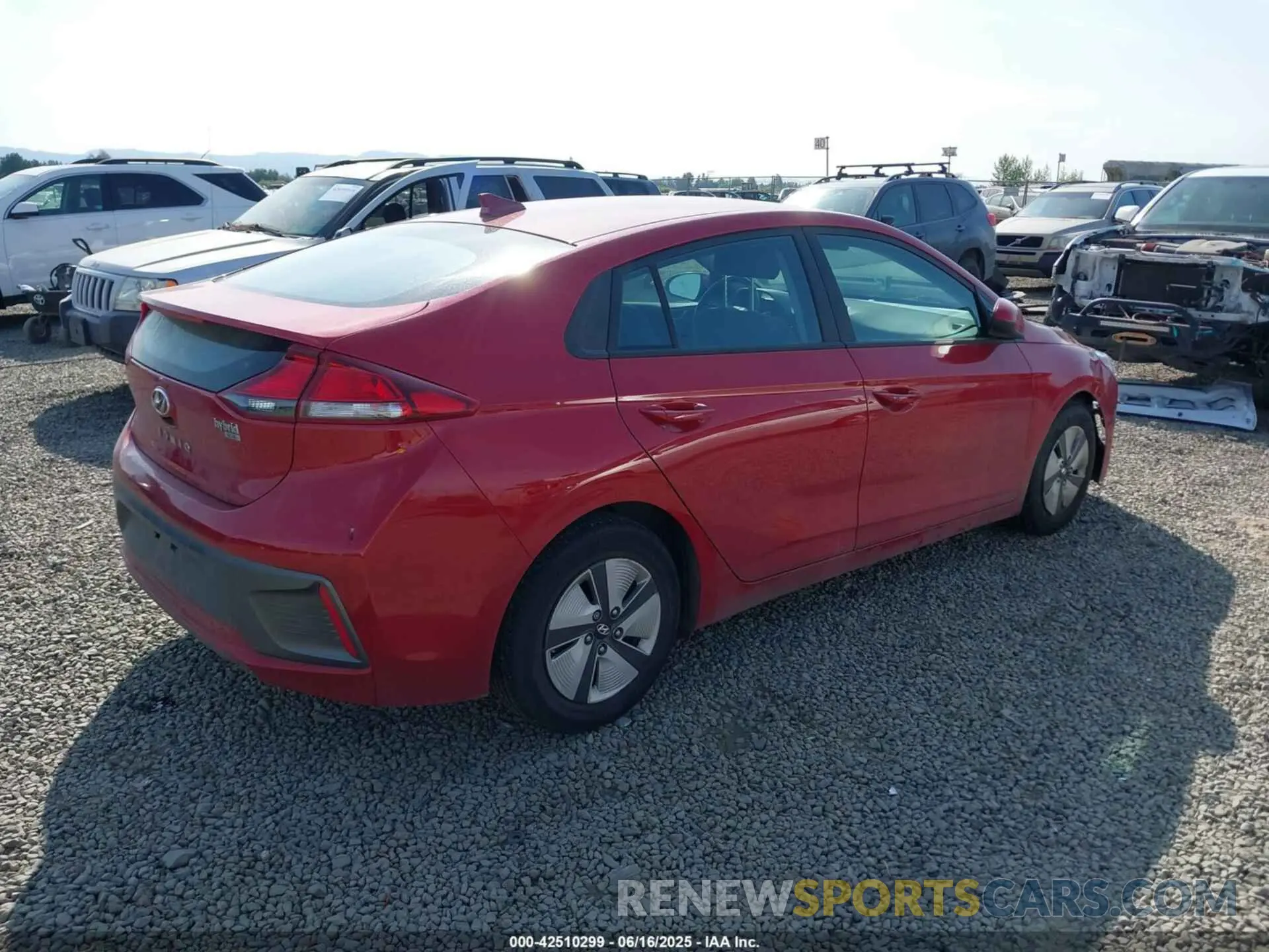 4 fotografías del automóvil dañado KMHC65LC6NU275429 HYUNDAI IONIQ HYBRID 2022