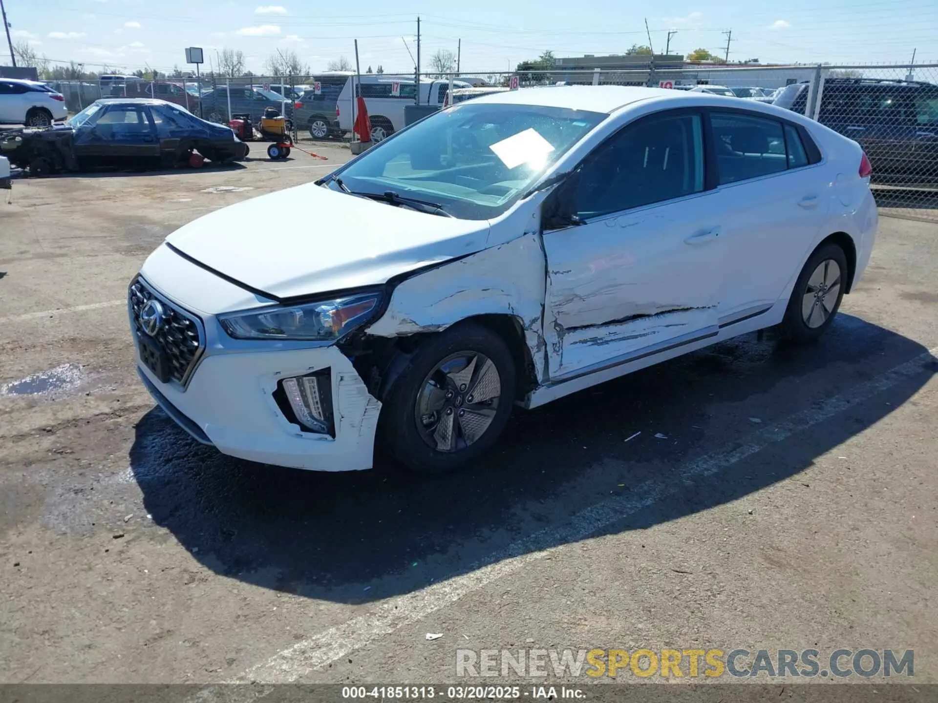 2 fotografías del automóvil dañado KMHC75LC1NU268983 HYUNDAI IONIQ HYBRID 2022