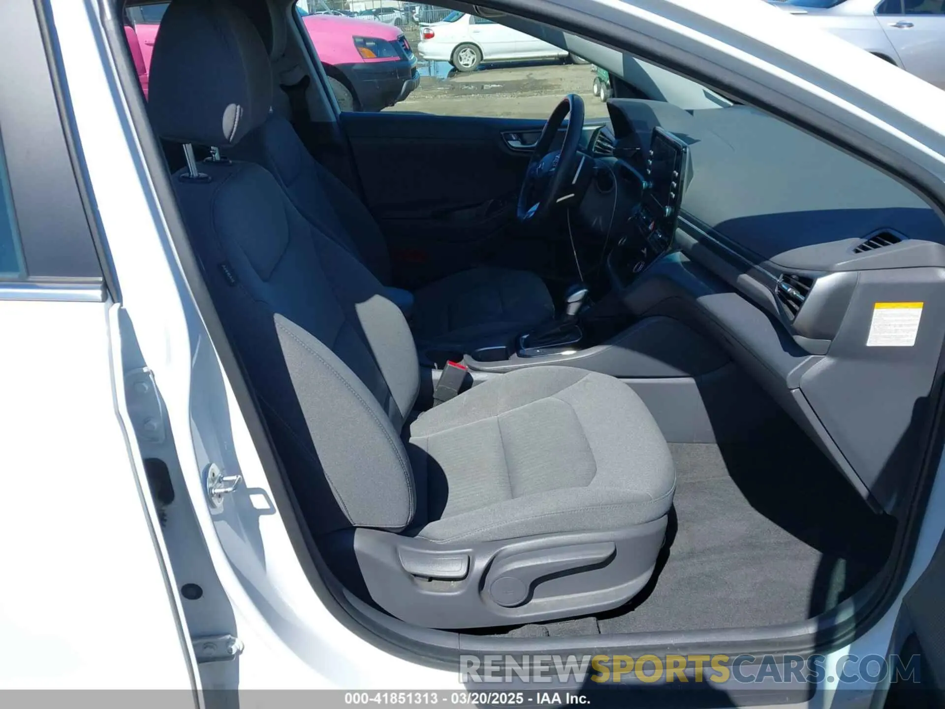 5 fotografías del automóvil dañado KMHC75LC1NU268983 HYUNDAI IONIQ HYBRID 2022