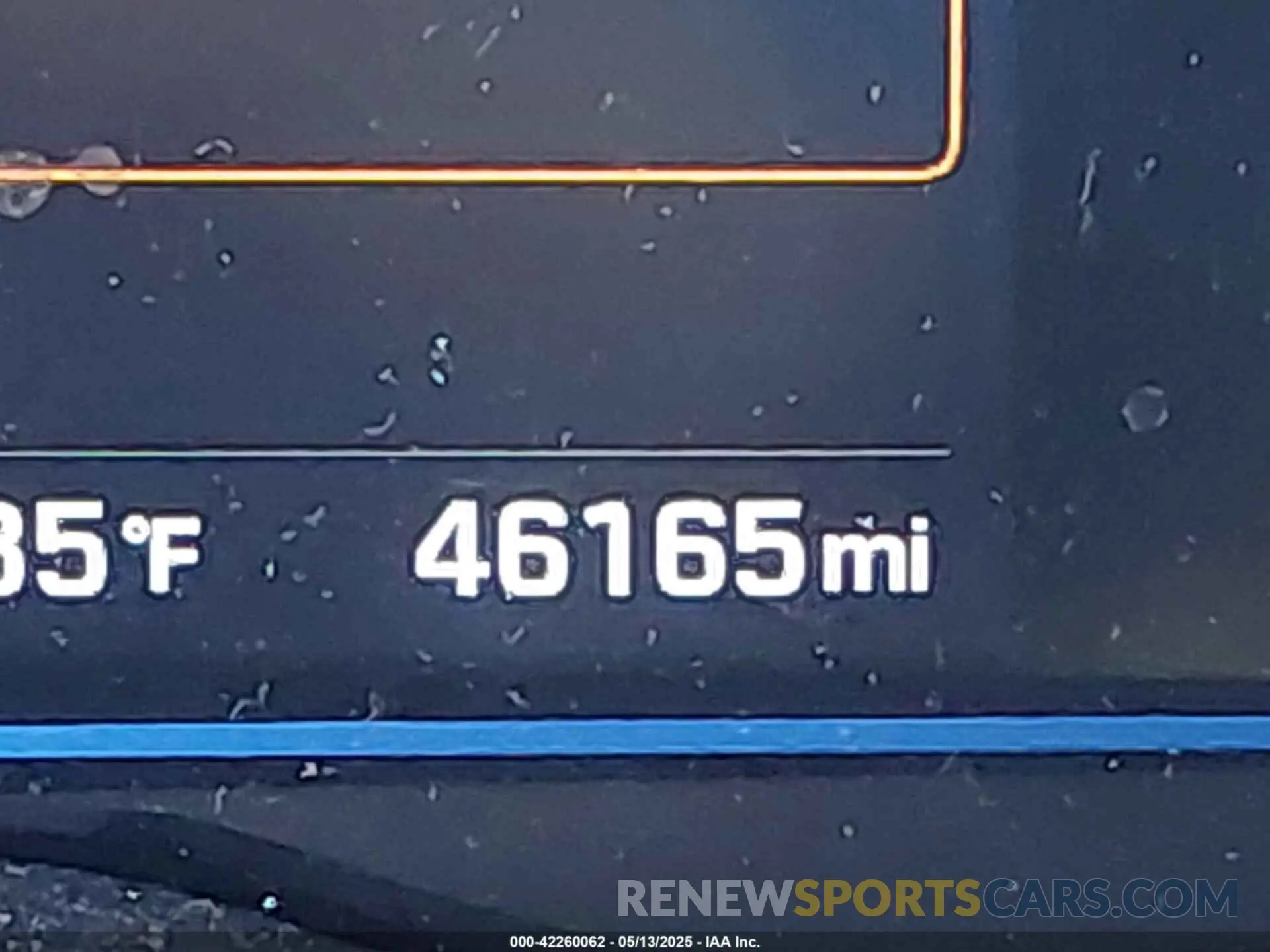 16 fotografías del automóvil dañado KMHC65LD9KU178942 HYUNDAI IONIQ PLUG-IN HYBRID 2019