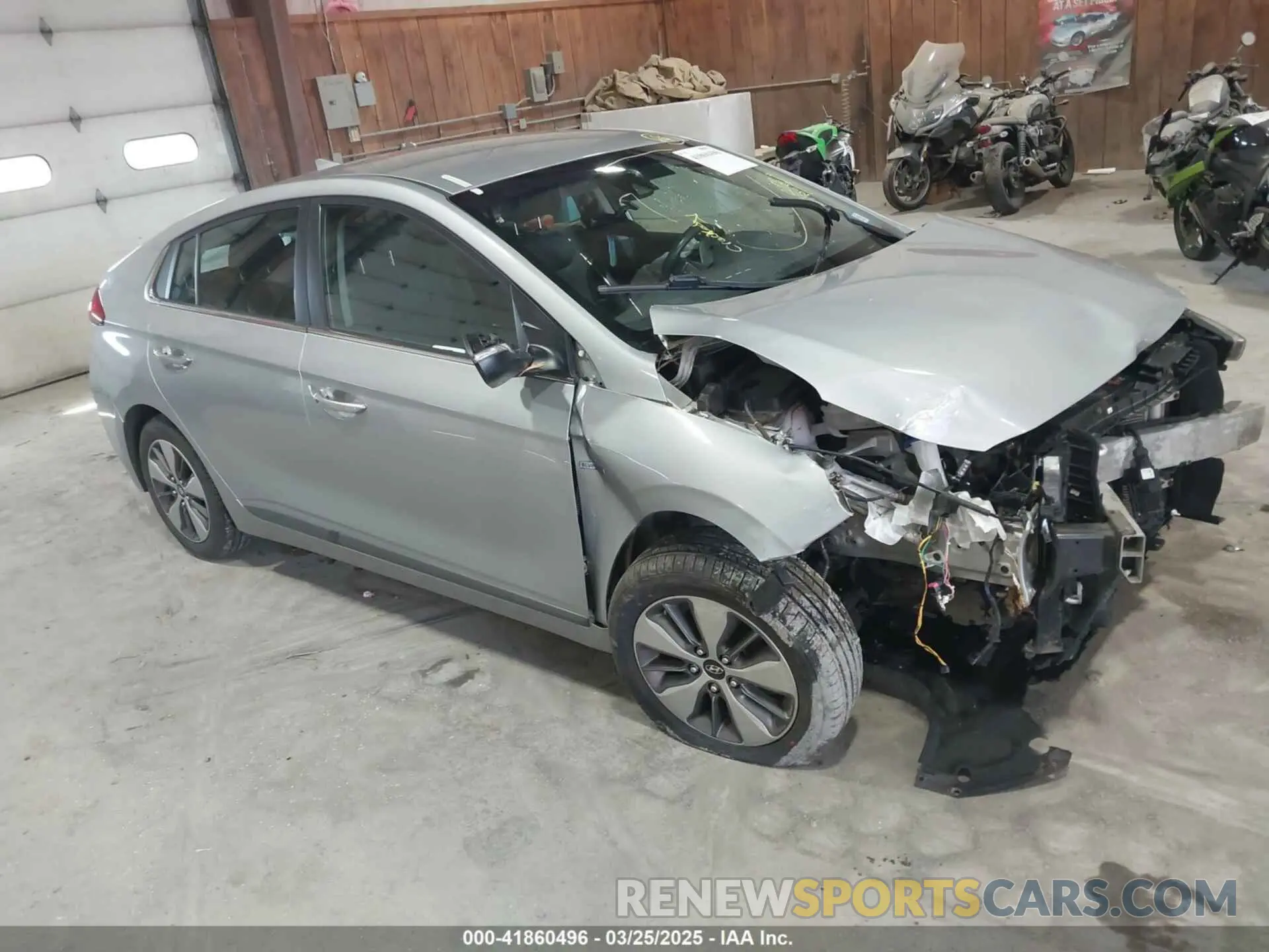 1 fotografías del automóvil dañado KMHC75LD0KU174453 HYUNDAI IONIQ PLUG-IN HYBRID 2019