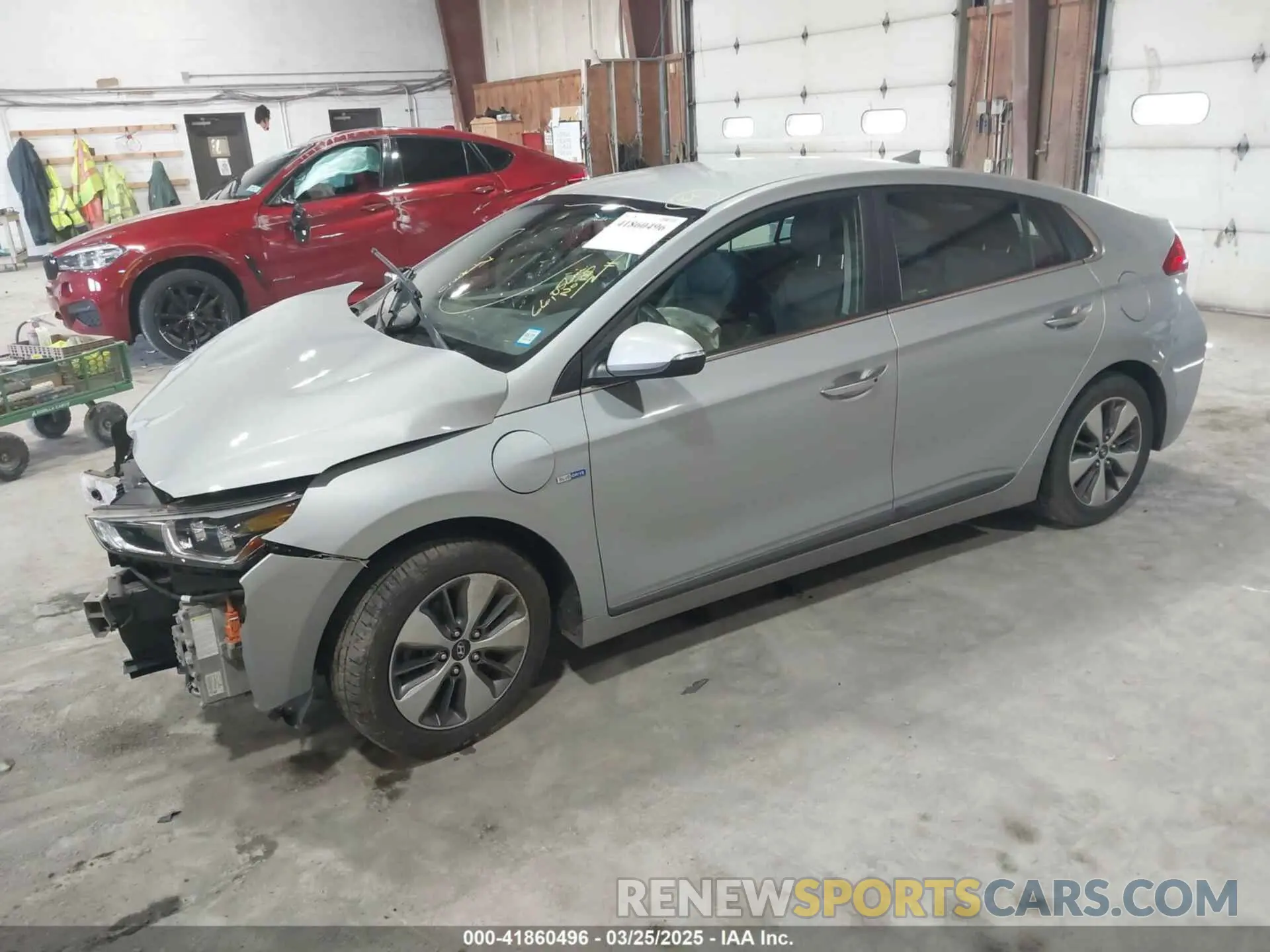 2 fotografías del automóvil dañado KMHC75LD0KU174453 HYUNDAI IONIQ PLUG-IN HYBRID 2019