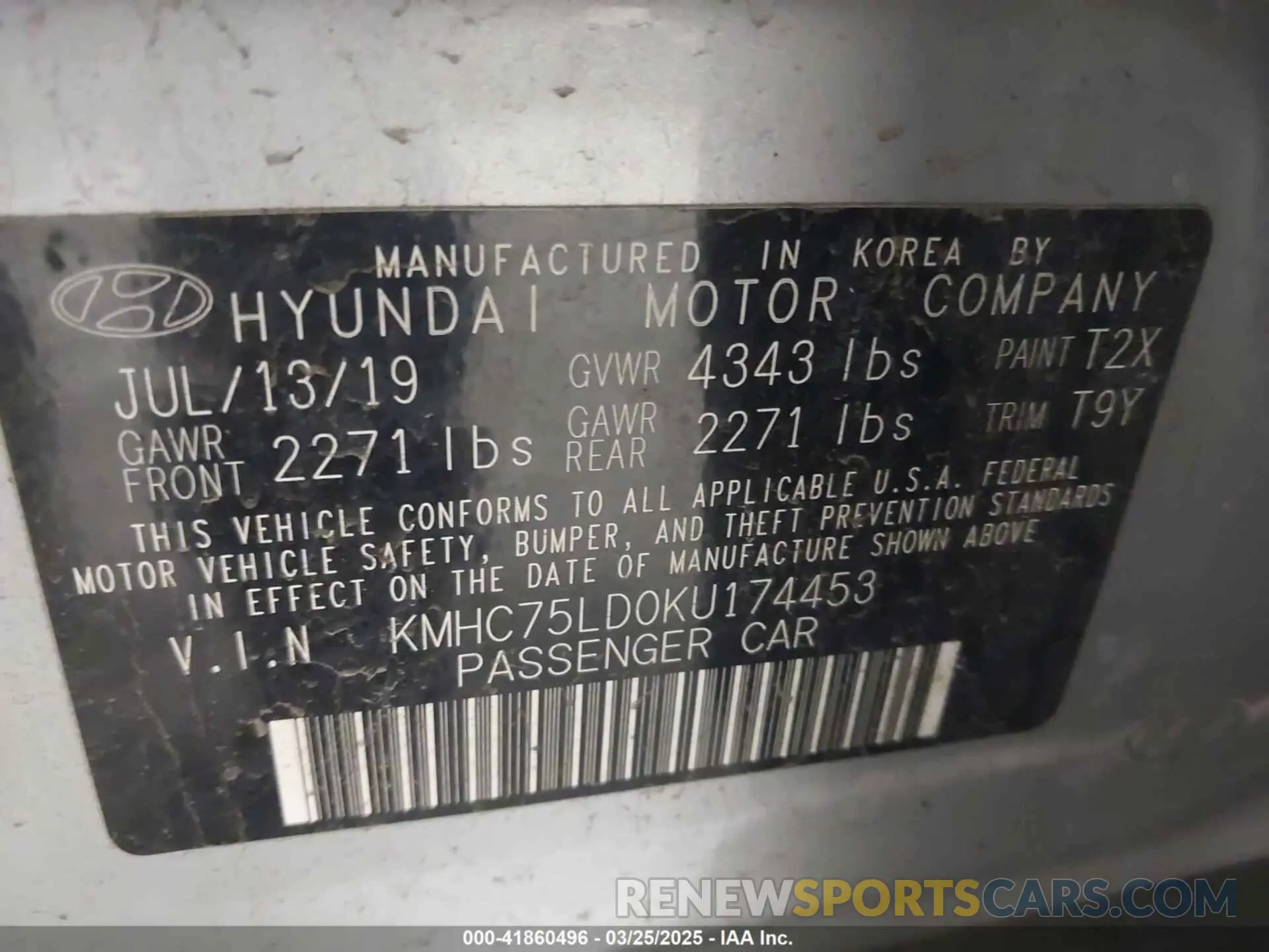 9 fotografías del automóvil dañado KMHC75LD0KU174453 HYUNDAI IONIQ PLUG-IN HYBRID 2019