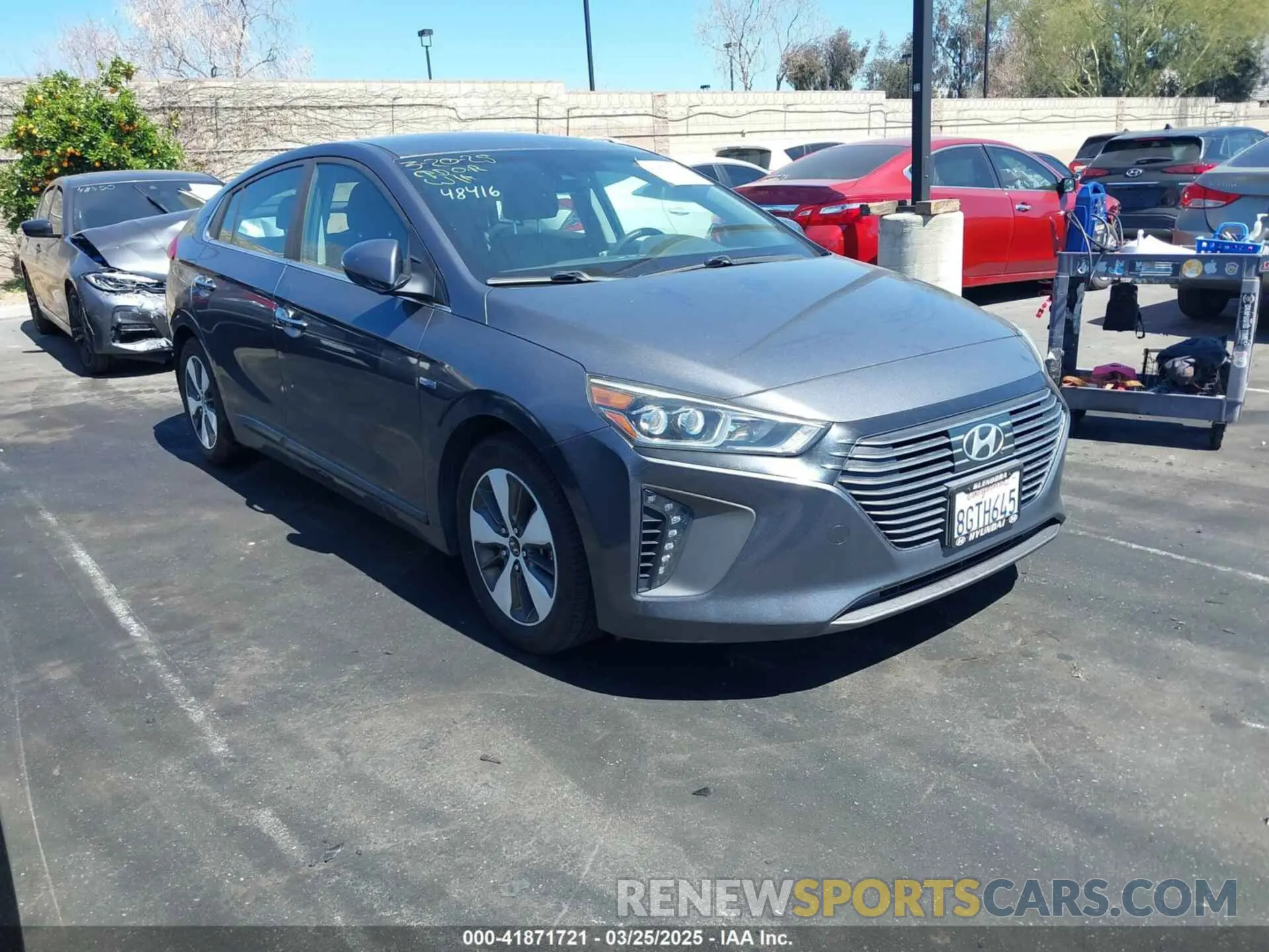 1 fotografías del automóvil dañado KMHC75LD2KU125982 HYUNDAI IONIQ PLUG-IN HYBRID 2019