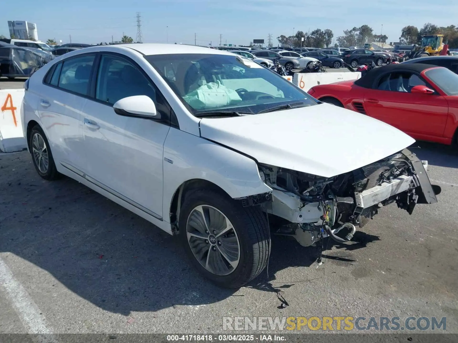 1 fotografías del automóvil dañado KMHC65LD1LU188902 HYUNDAI IONIQ PLUG-IN HYBRID 2020