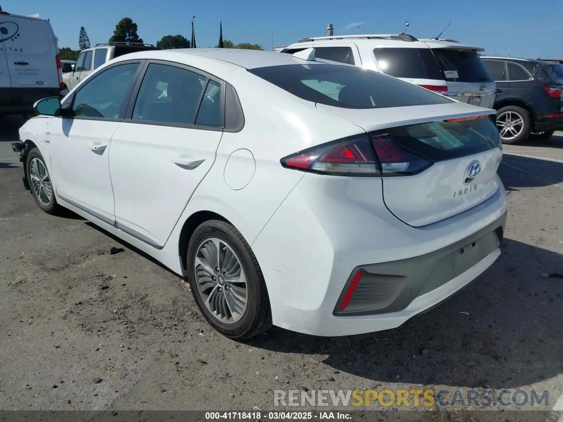 3 fotografías del automóvil dañado KMHC65LD1LU188902 HYUNDAI IONIQ PLUG-IN HYBRID 2020