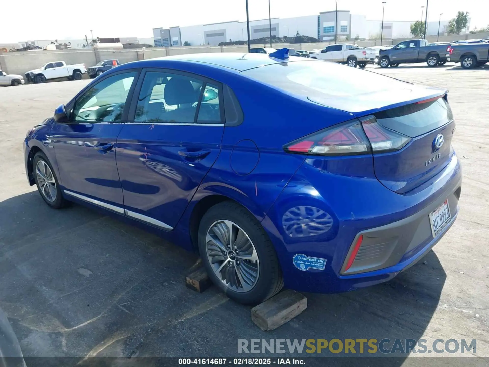 3 fotografías del automóvil dañado KMHC65LD1LU201180 HYUNDAI IONIQ PLUG-IN HYBRID 2020