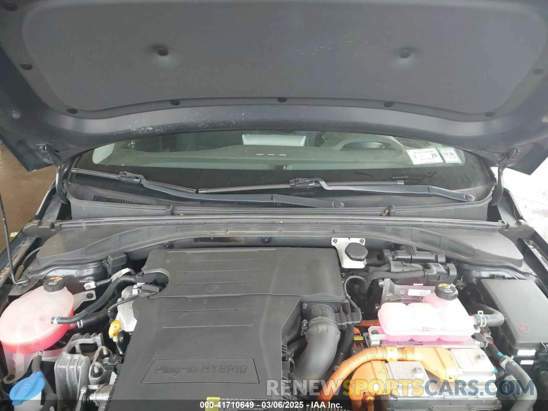 10 fotografías del automóvil dañado KMHC75LD5LU233286 HYUNDAI IONIQ PLUG-IN HYBRID 2020