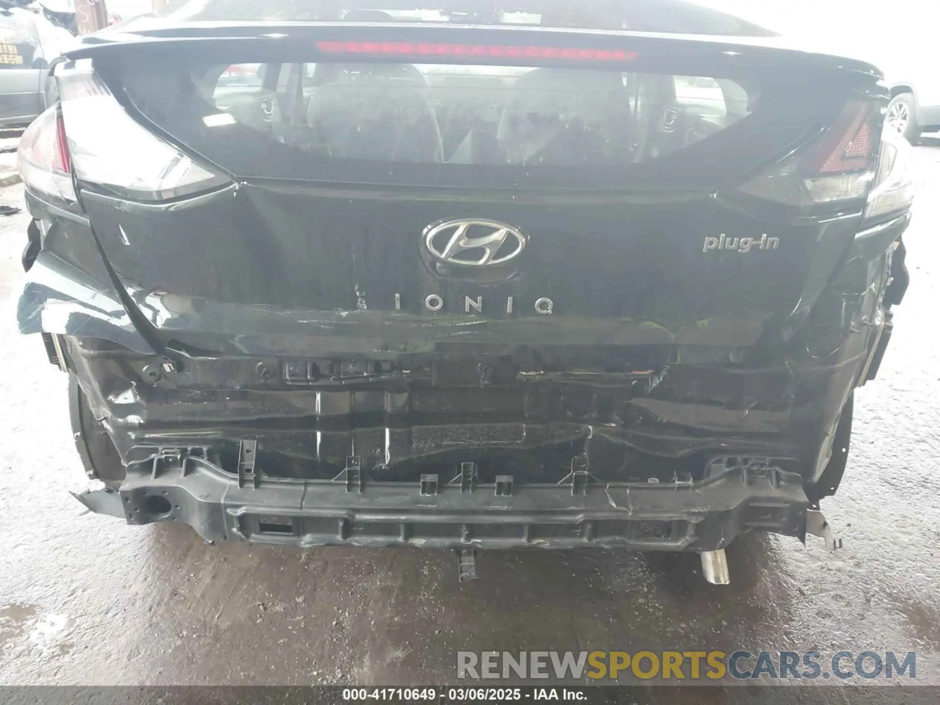 6 fotografías del automóvil dañado KMHC75LD5LU233286 HYUNDAI IONIQ PLUG-IN HYBRID 2020